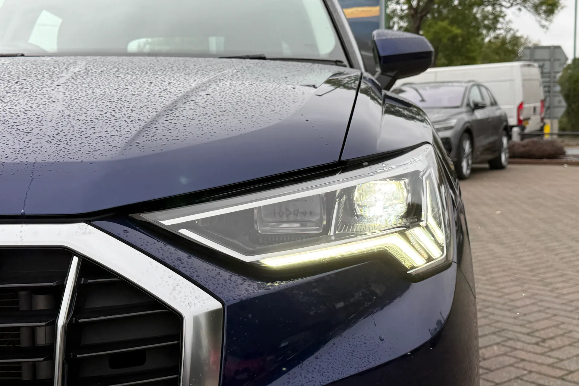 Audi Q3 thumbnail image number 50