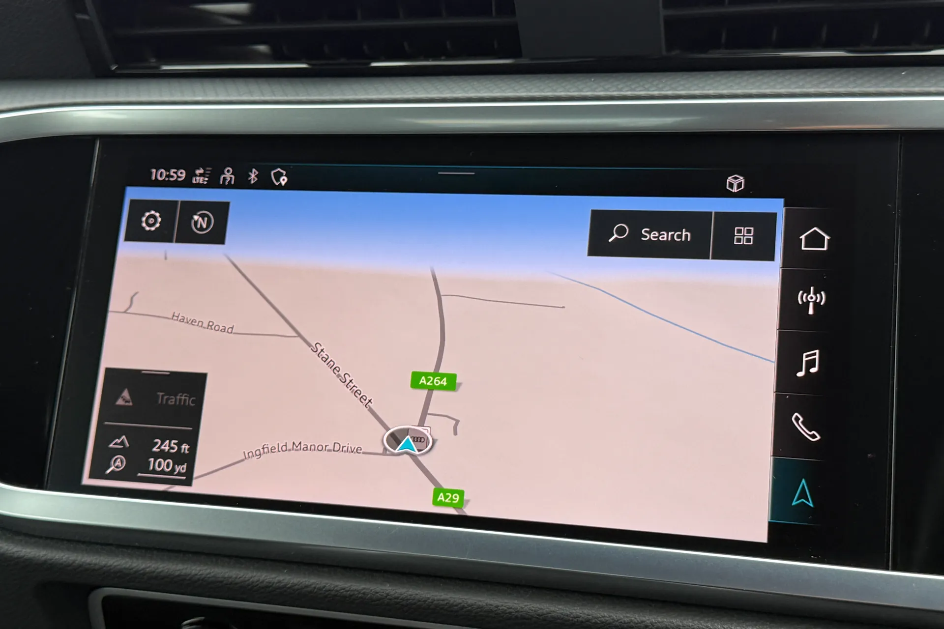 Audi Q3 thumbnail image number 4