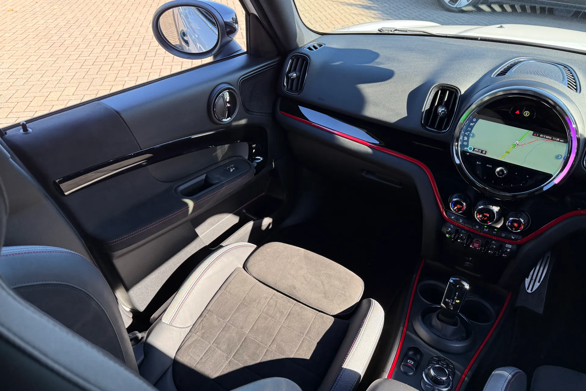 MINI COUNTRYMAN thumbnail image number 31