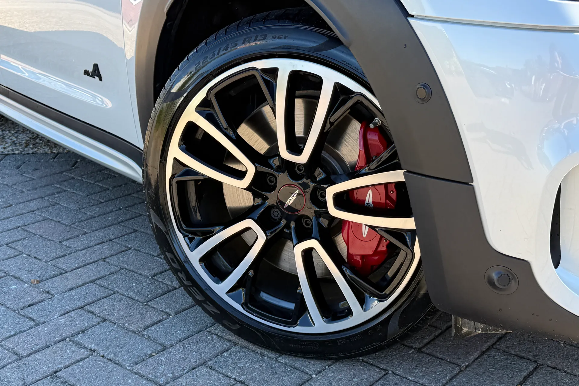 MINI COUNTRYMAN thumbnail image number 7