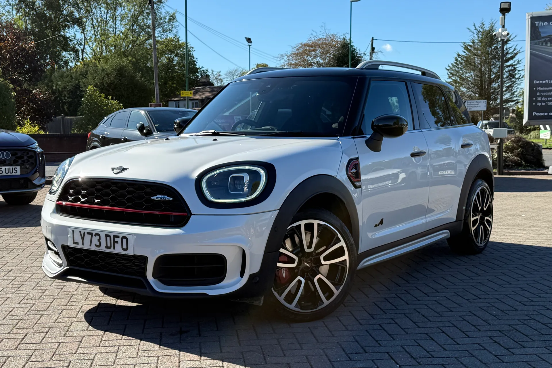 MINI COUNTRYMAN thumbnail image number 20
