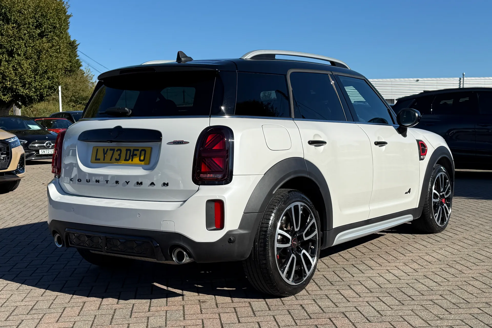 MINI COUNTRYMAN thumbnail image number 26