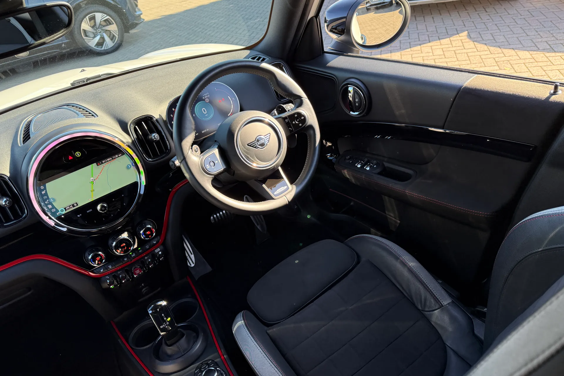 MINI COUNTRYMAN thumbnail image number 34