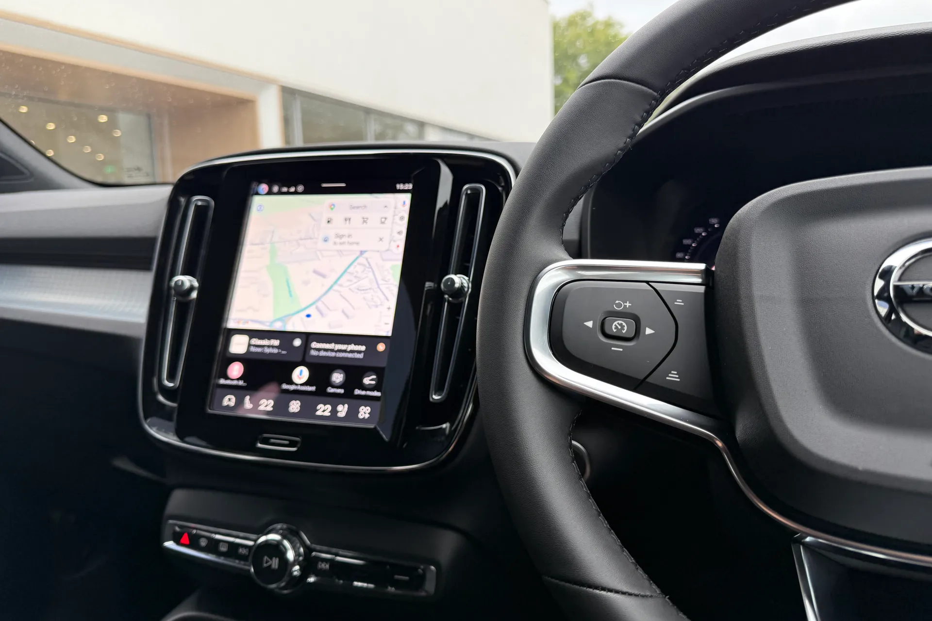 Volvo XC40 thumbnail image number 34