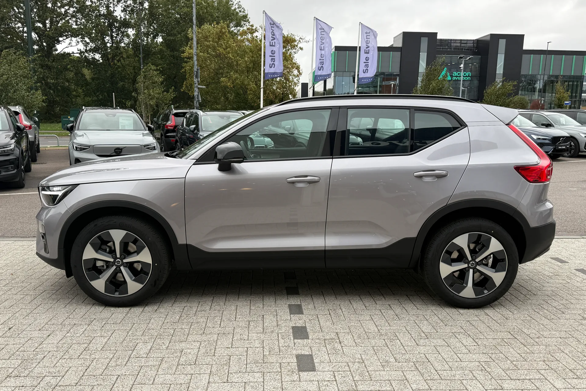 Volvo XC40 thumbnail image number 11