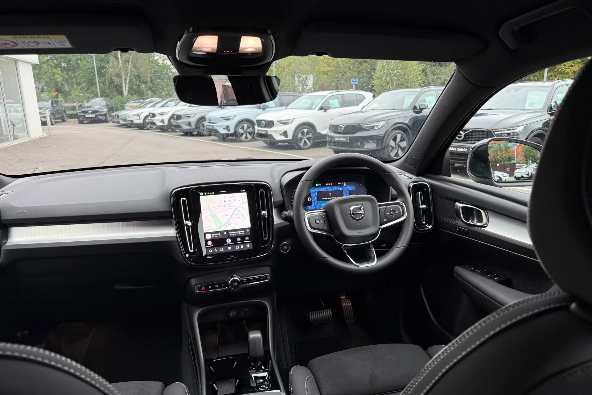 Volvo XC40 thumbnail image number 31