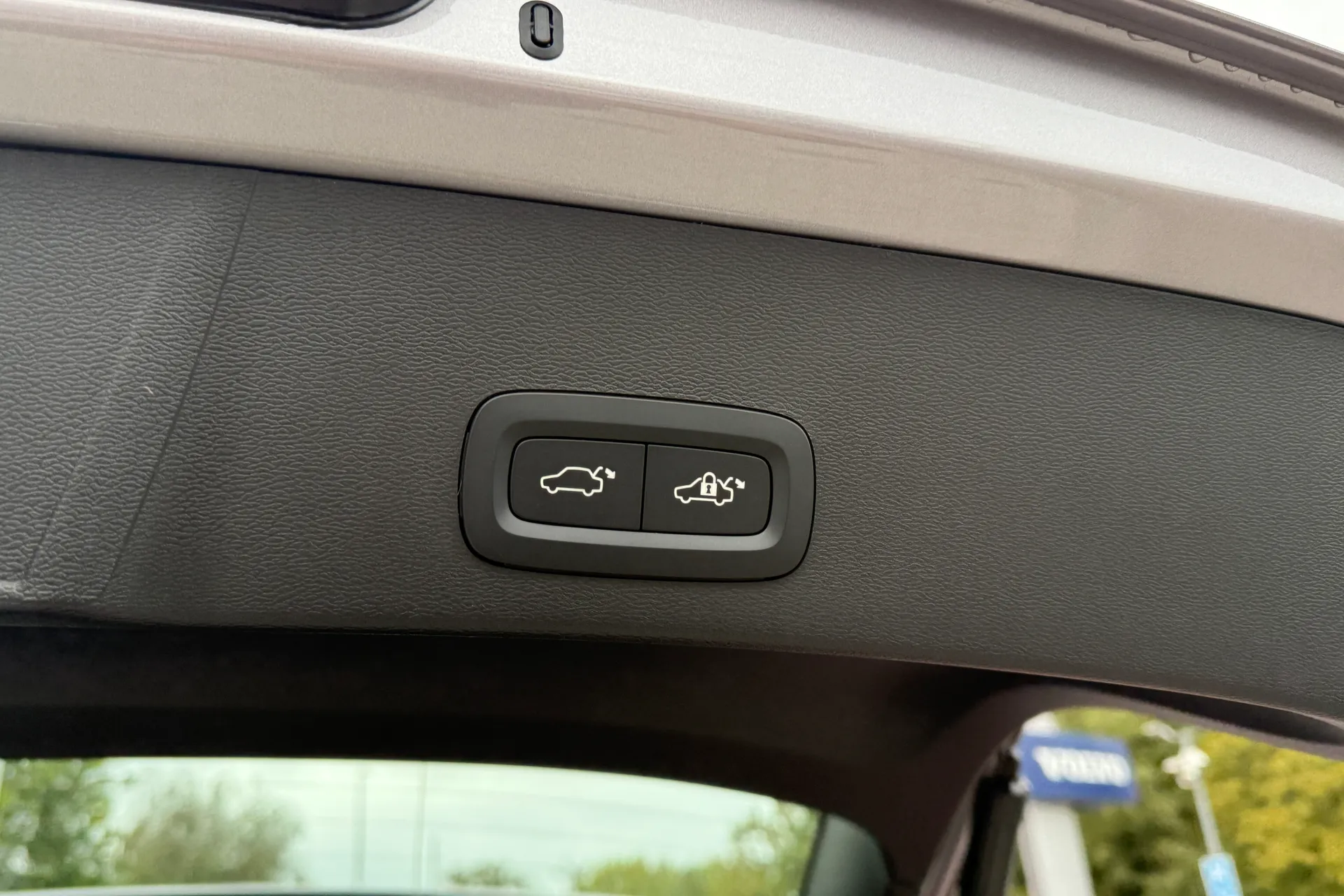 Volvo XC40 thumbnail image number 20