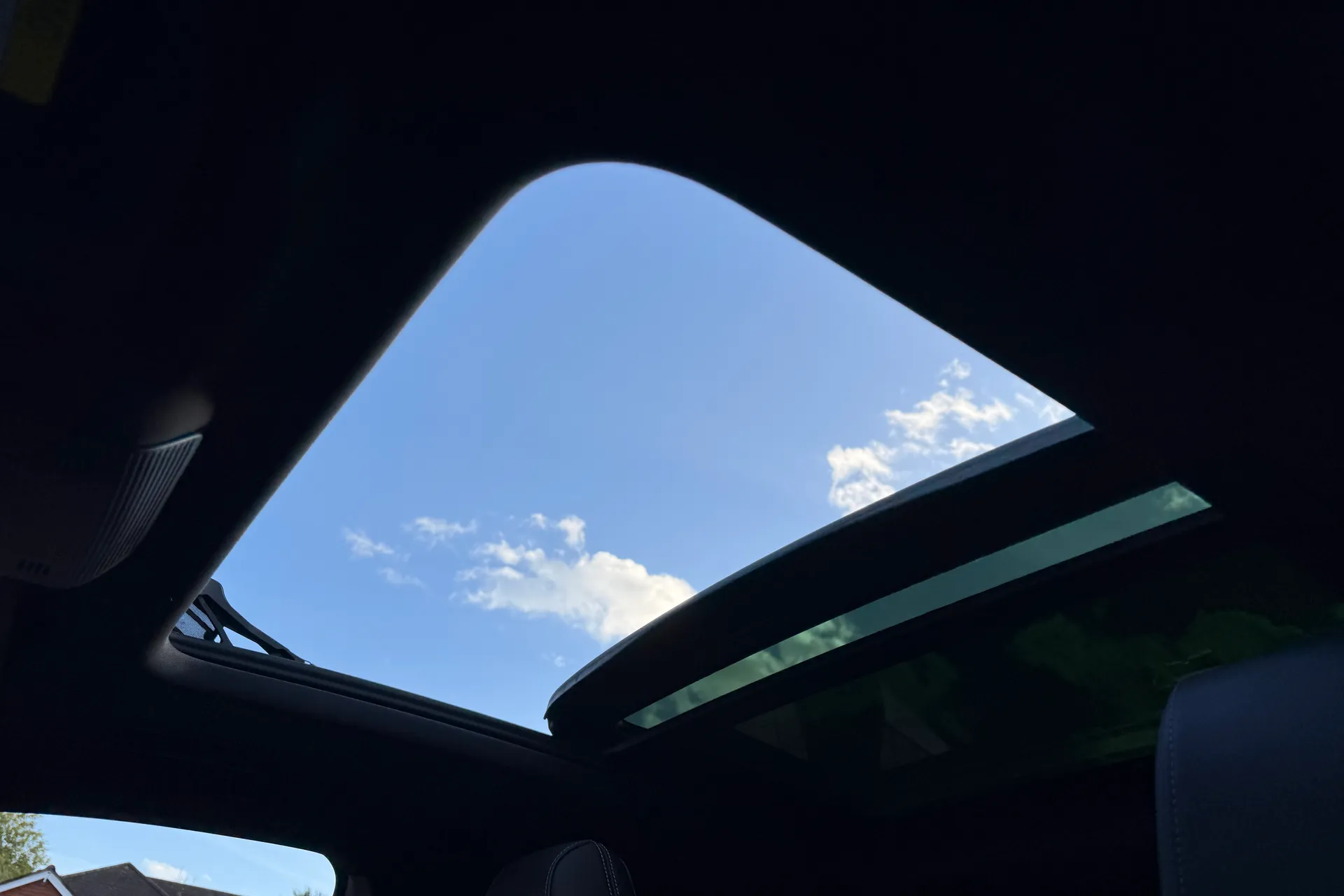 Audi Q4 thumbnail image number 41