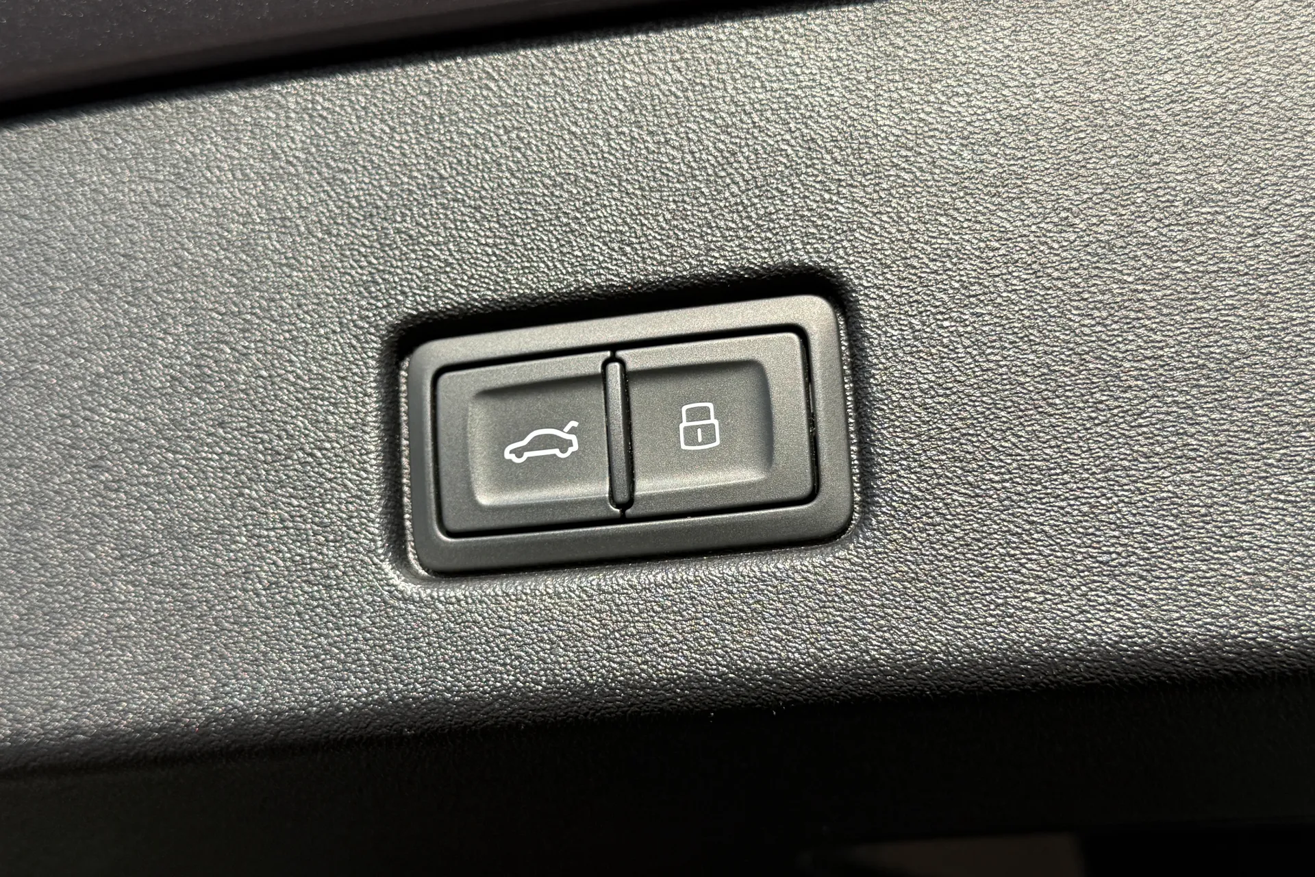 Audi Q4 thumbnail image number 47