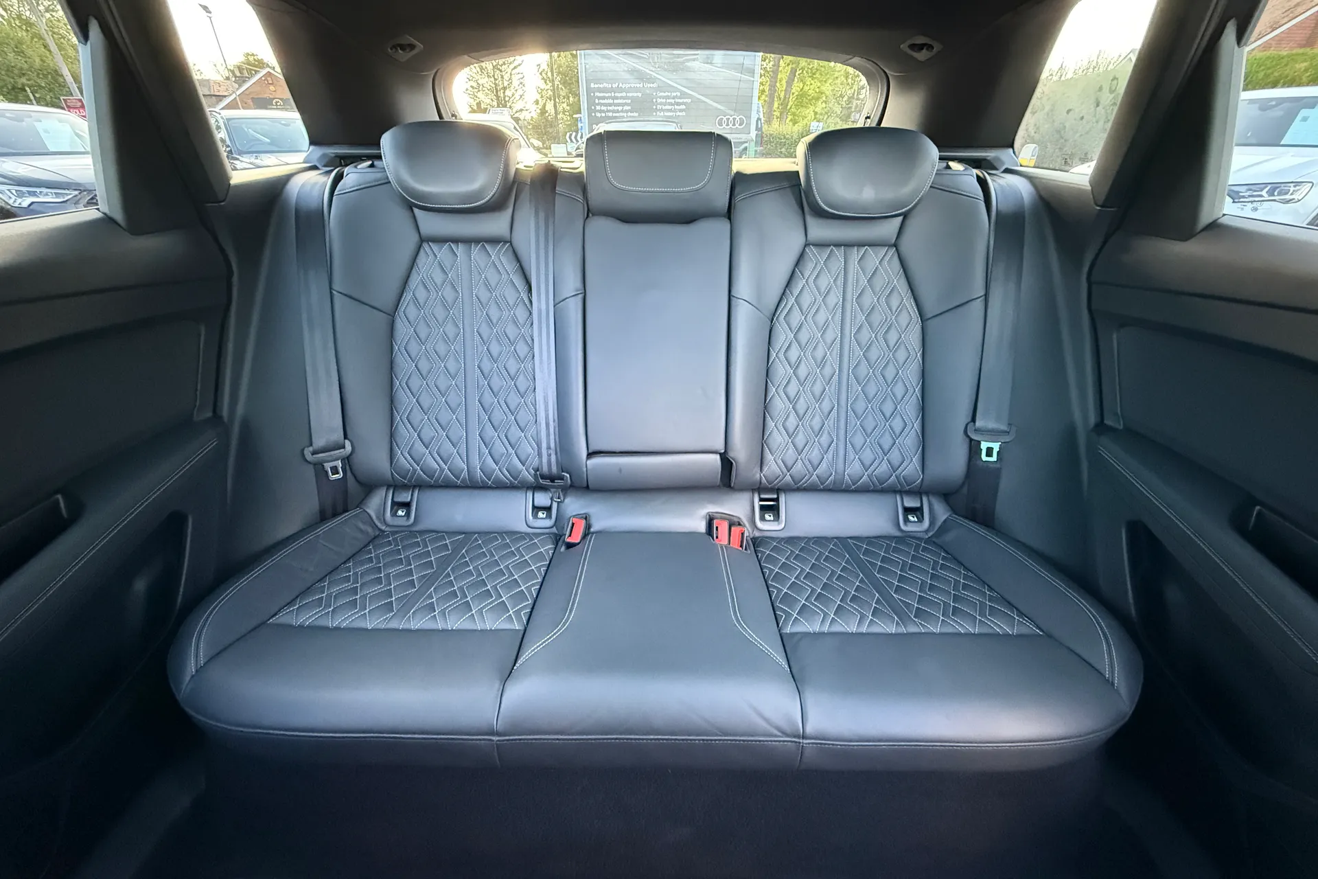 Audi Q4 thumbnail image number 48