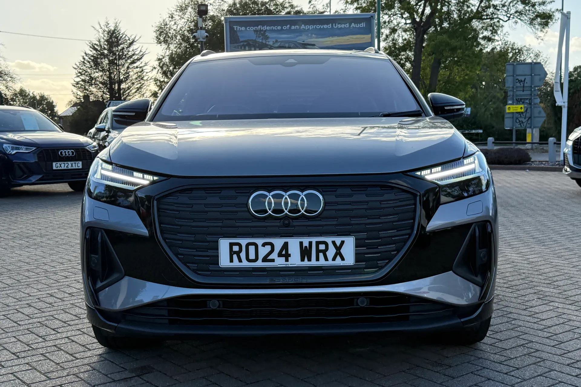 Audi Q4 thumbnail image number 32