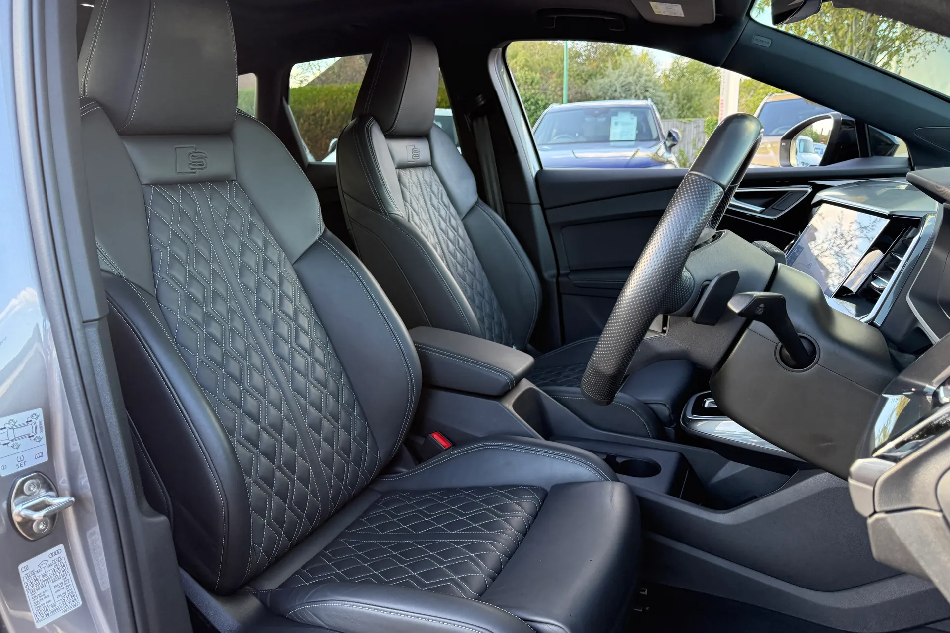 Audi Q4 thumbnail image number 34