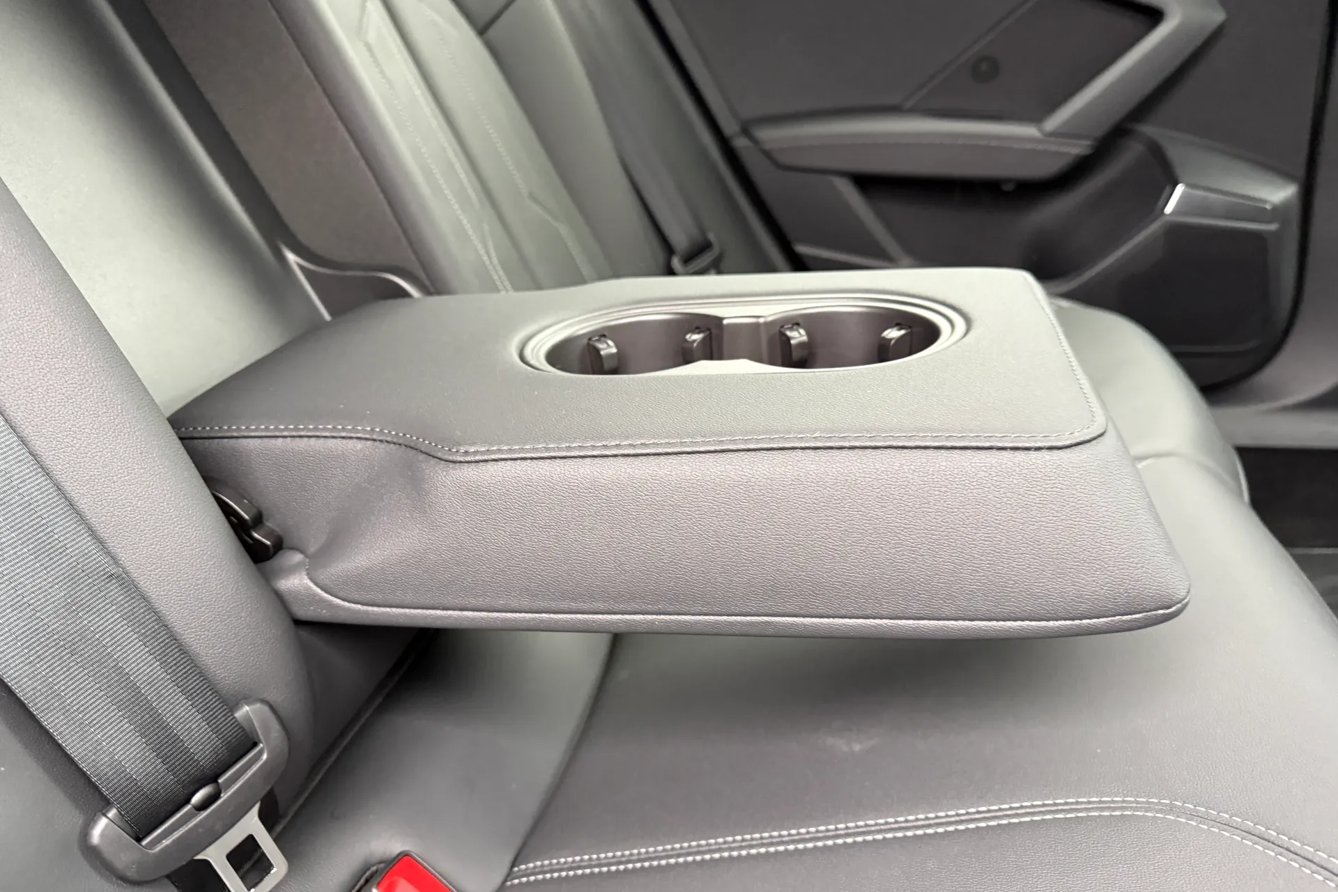 Audi A3 thumbnail image number 51