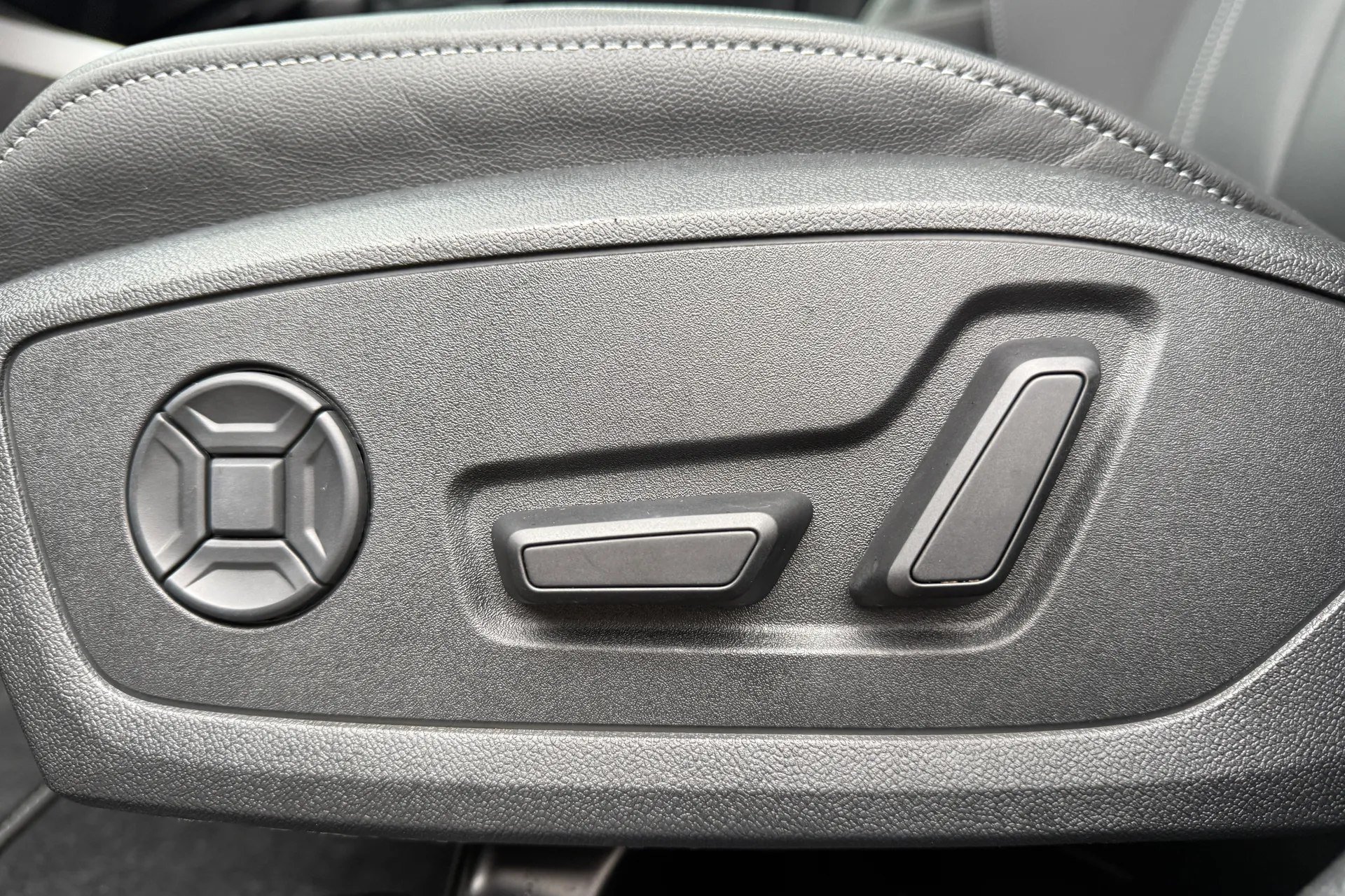Audi A3 thumbnail image number 23