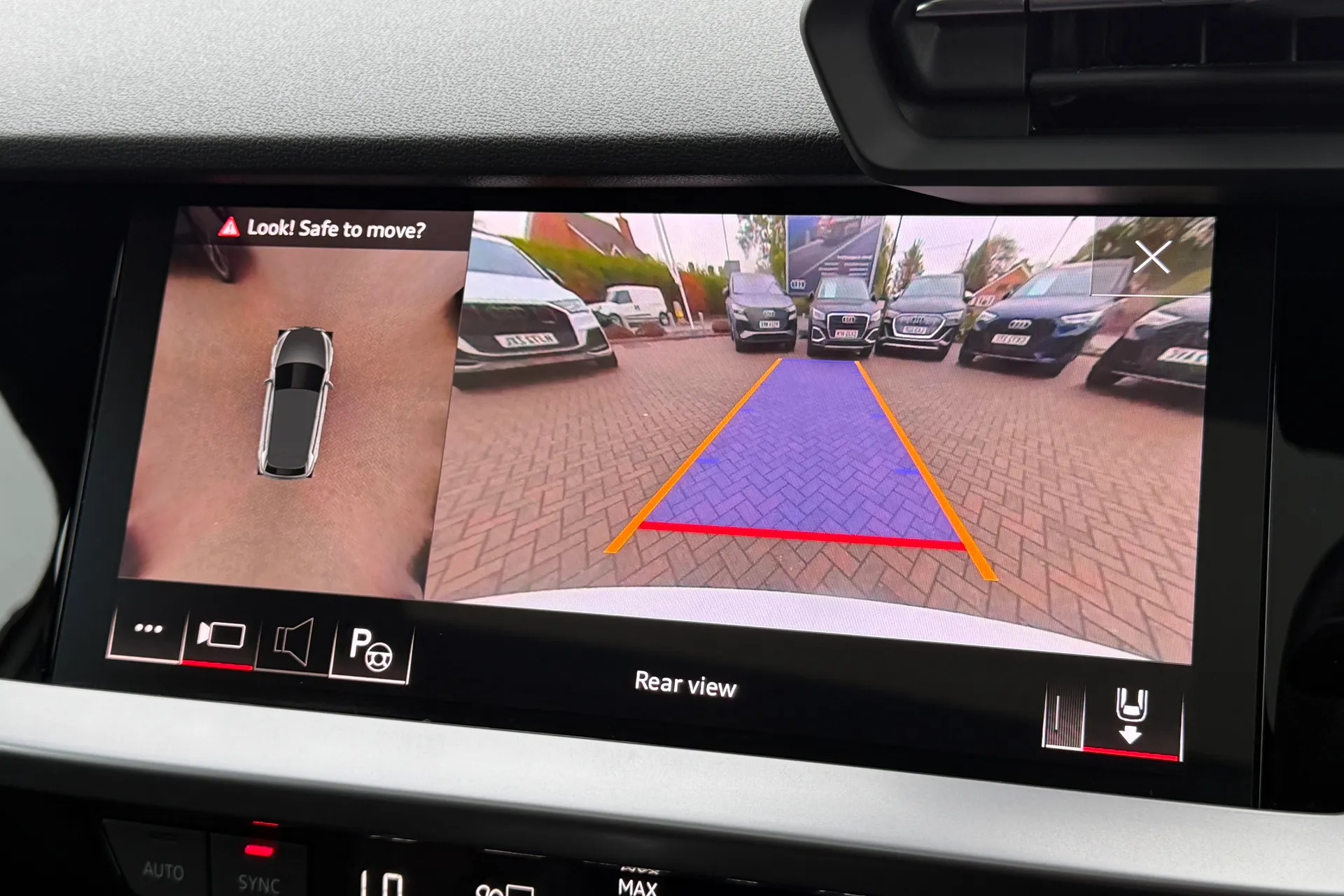 Audi A3 thumbnail image number 4