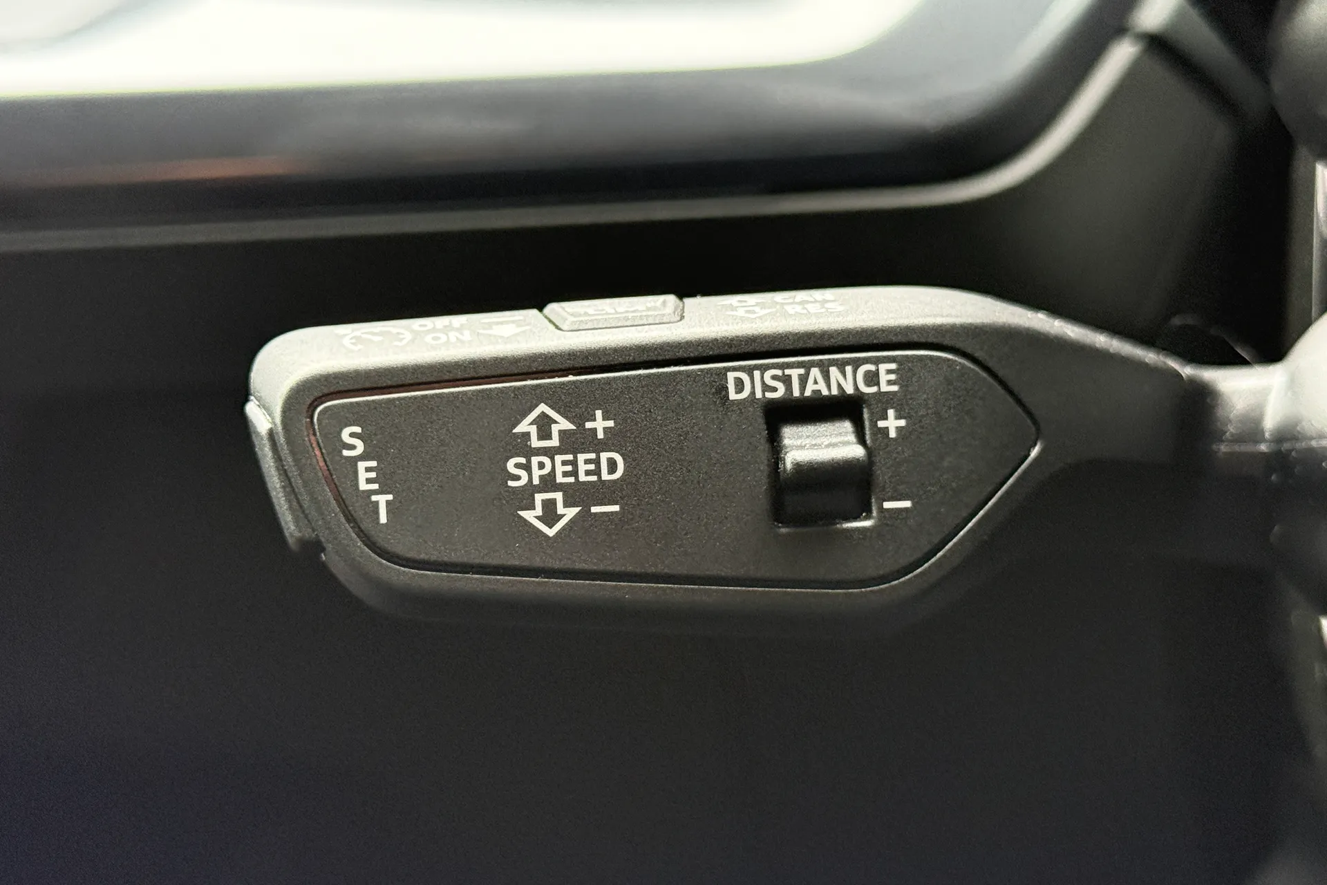 Audi Q4 thumbnail image number 20