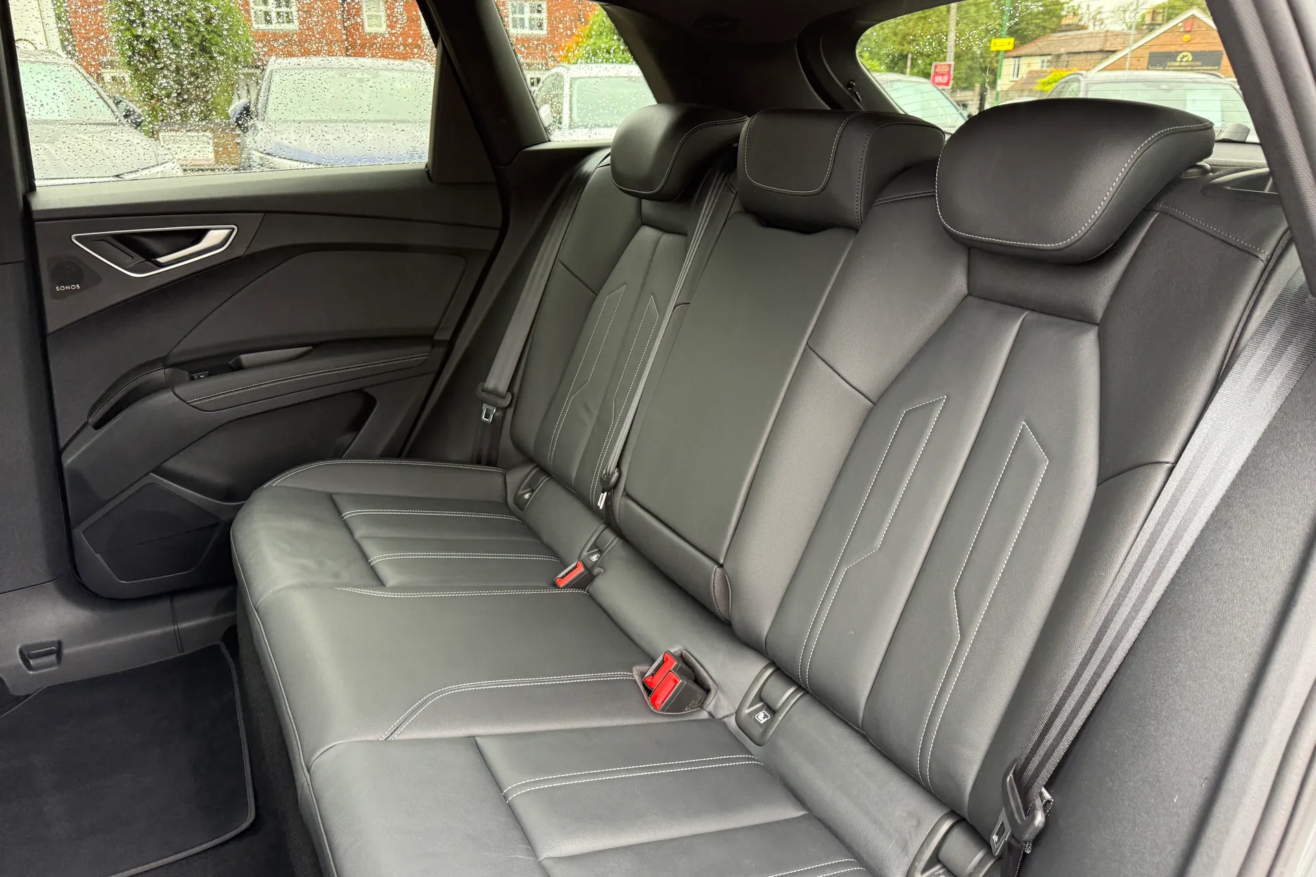 Audi Q4 thumbnail image number 46