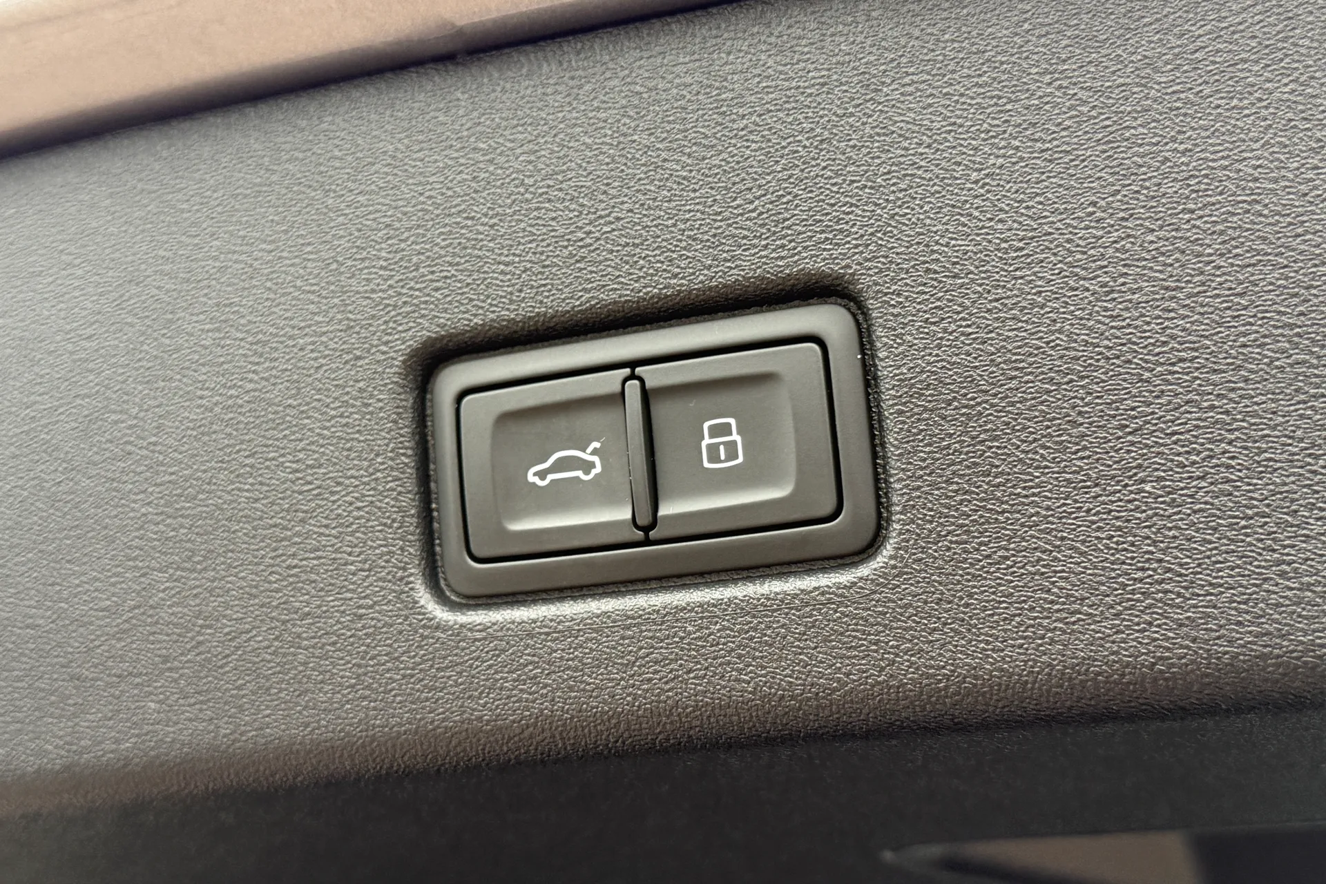Audi Q4 thumbnail image number 40