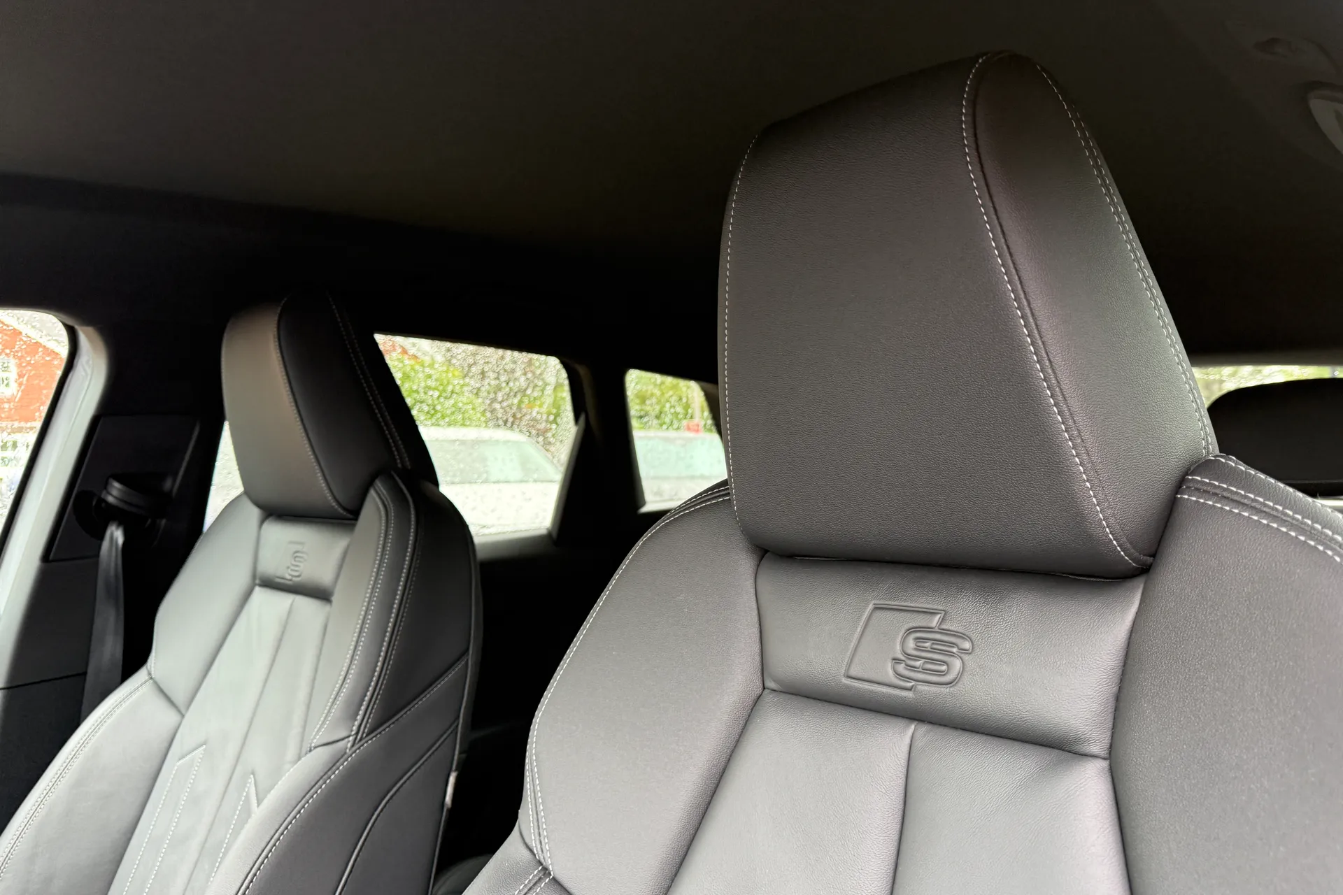 Audi Q4 thumbnail image number 34