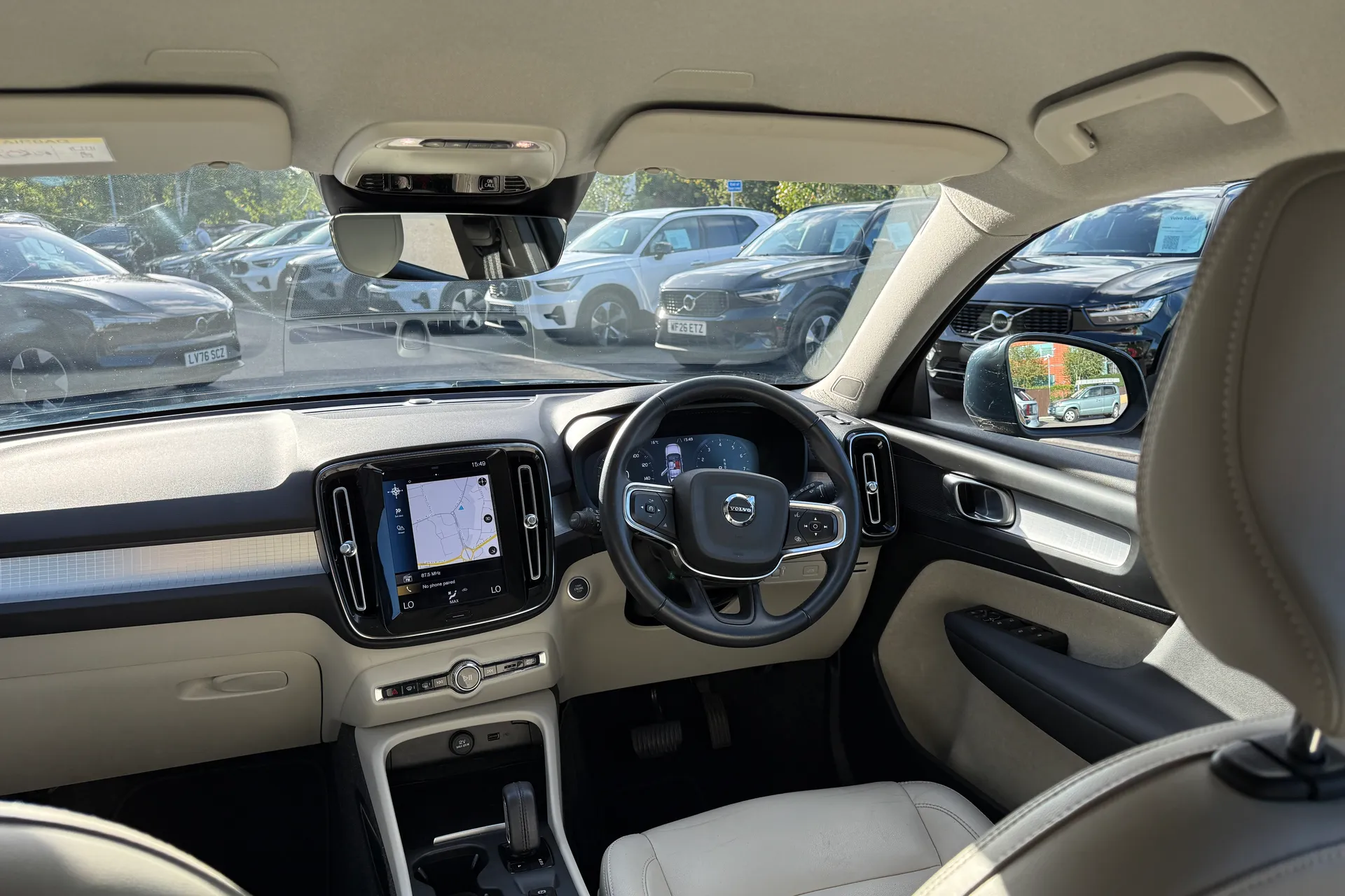 Volvo XC40 thumbnail image number 32