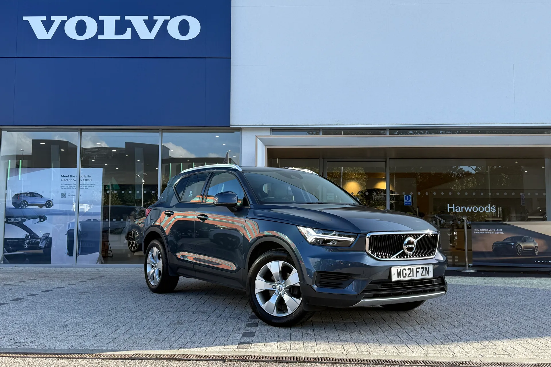 Volvo XC40 focused image