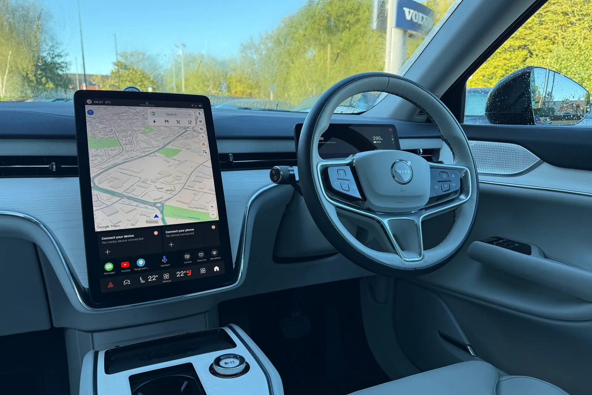 Volvo EX90 thumbnail image number 35
