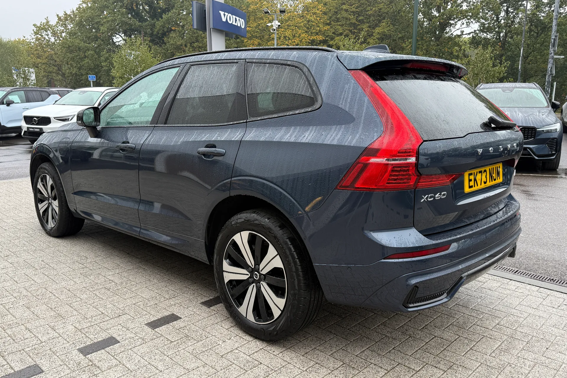 Volvo XC60 thumbnail image number 11
