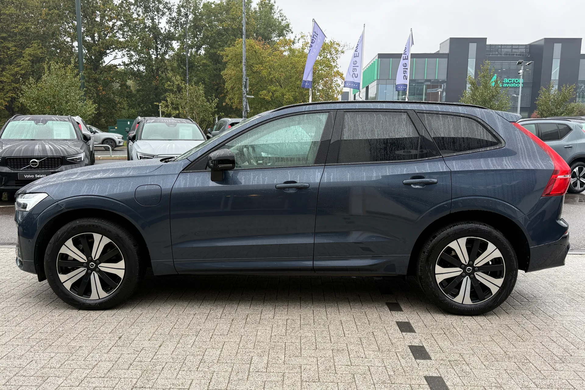 Volvo XC60 thumbnail image number 12