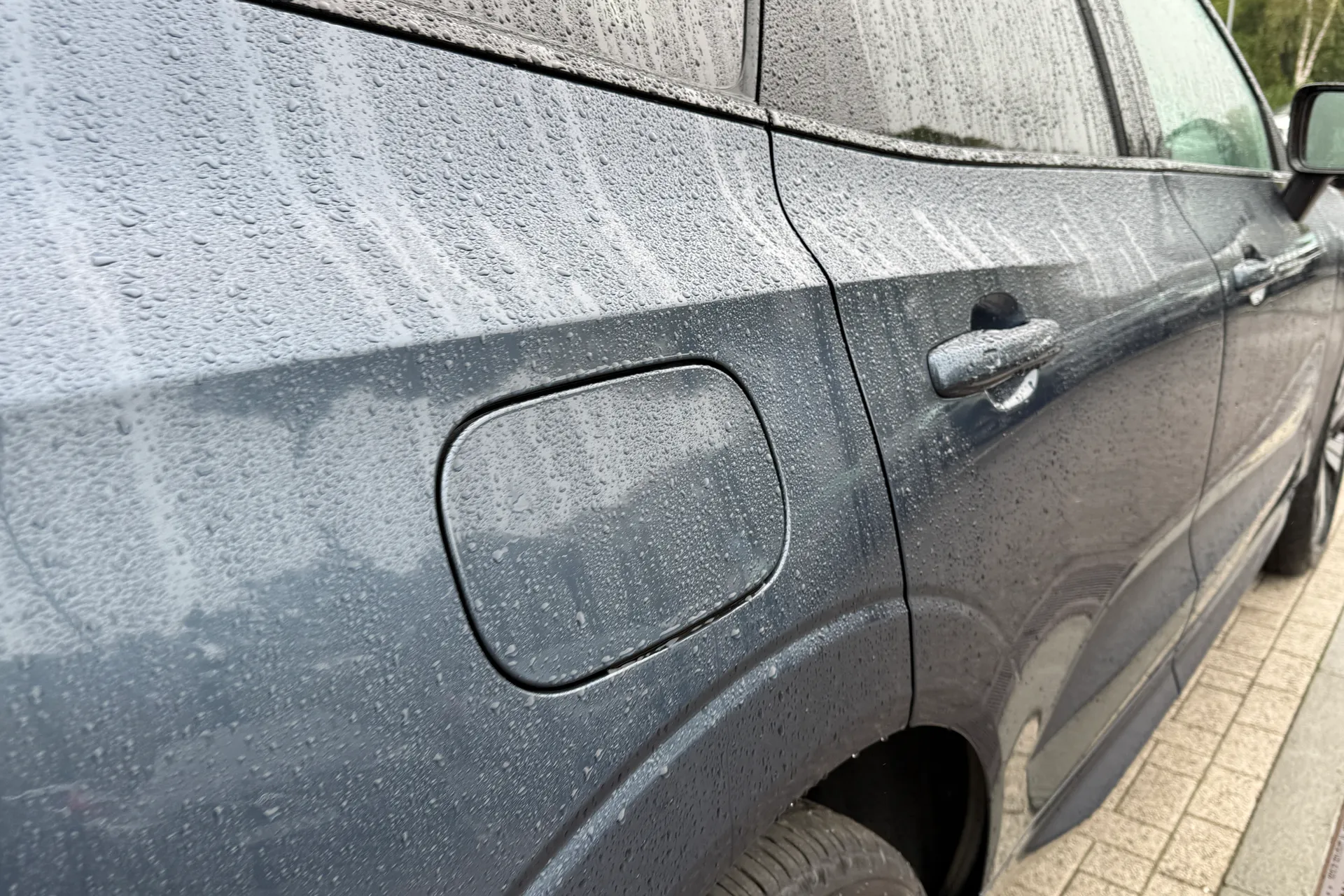 Volvo XC60 thumbnail image number 17