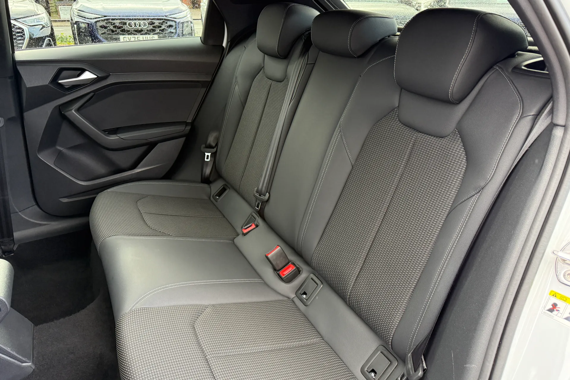 Audi A1 thumbnail image number 42