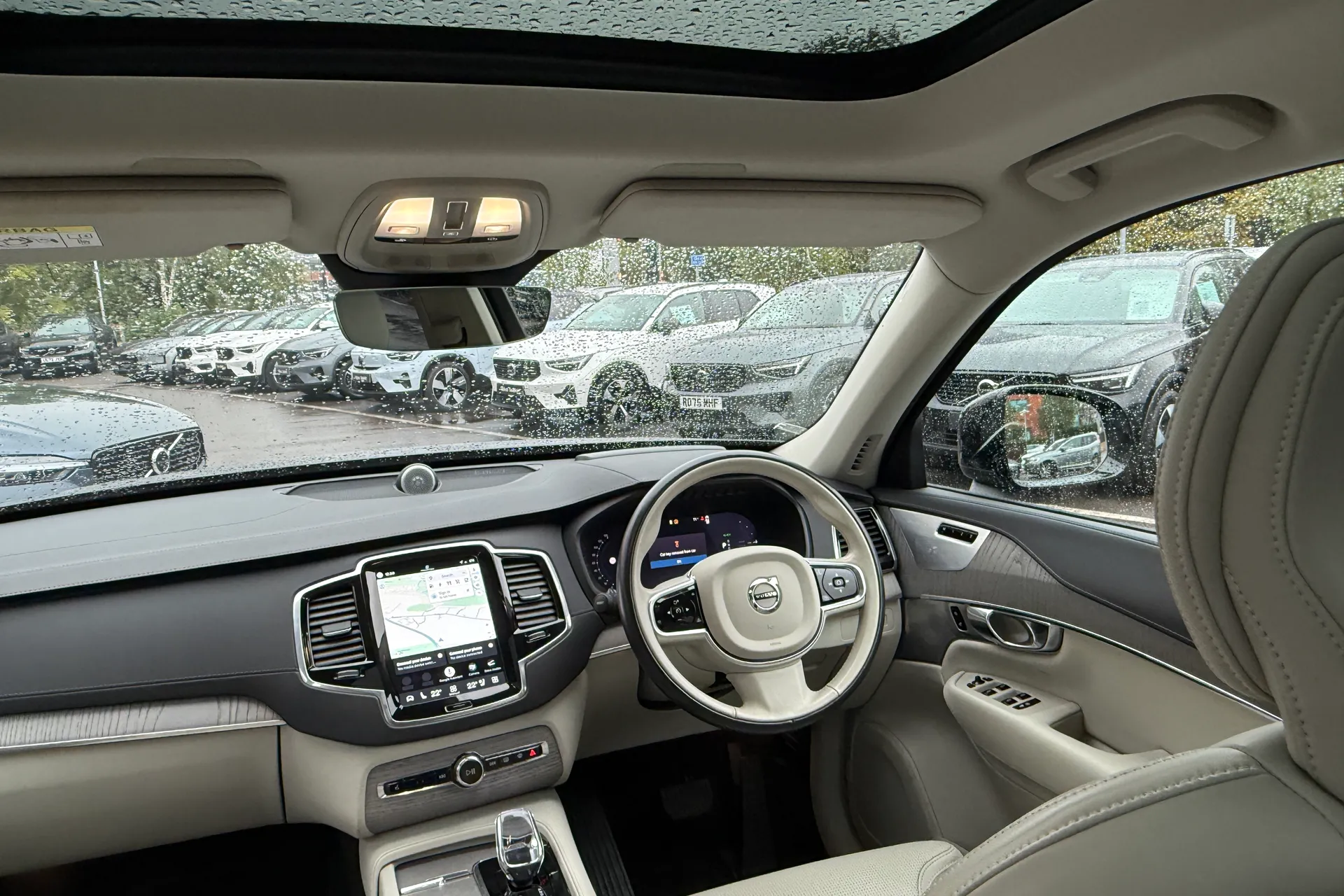 Volvo XC90 thumbnail image number 36