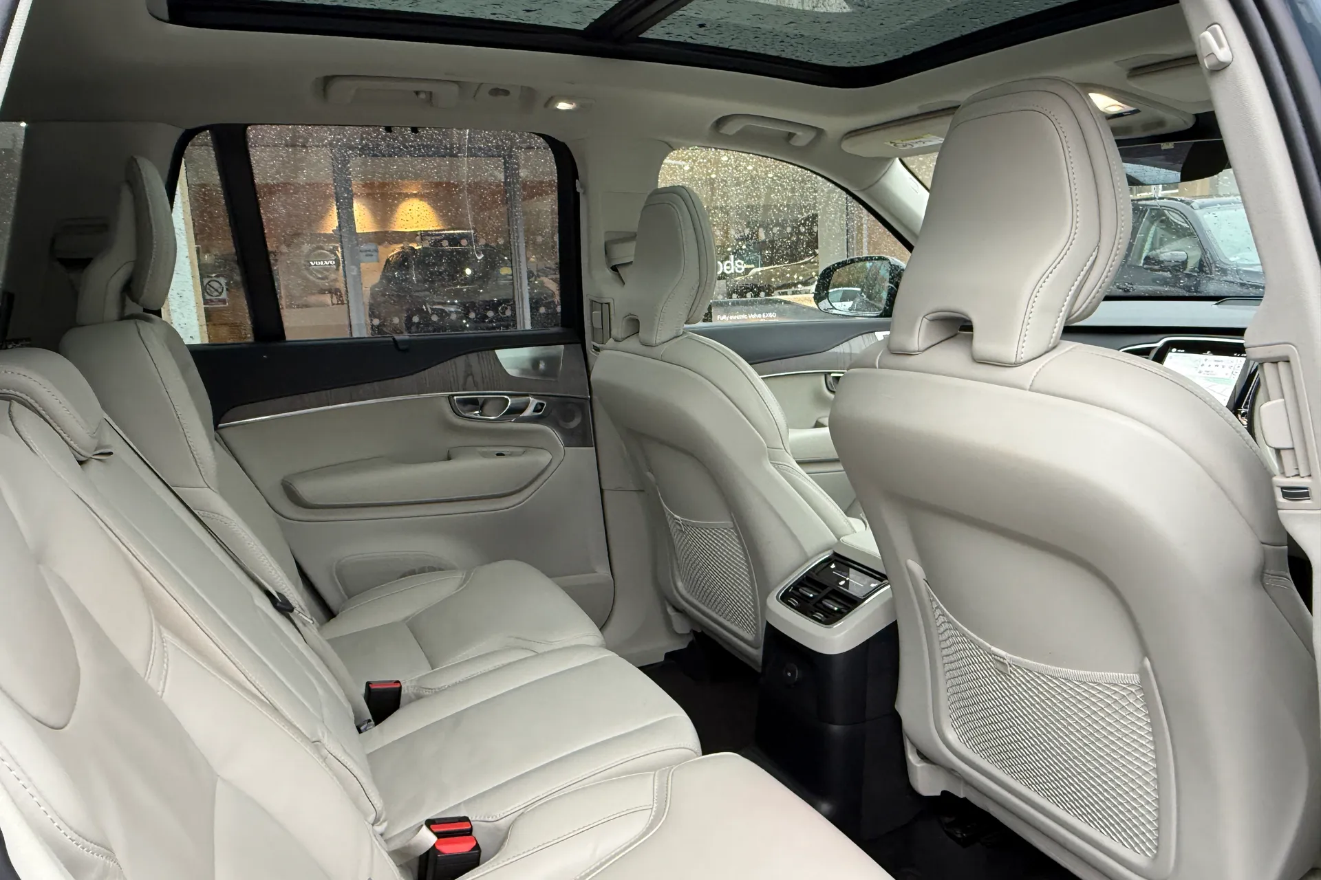 Volvo XC90 thumbnail image number 27