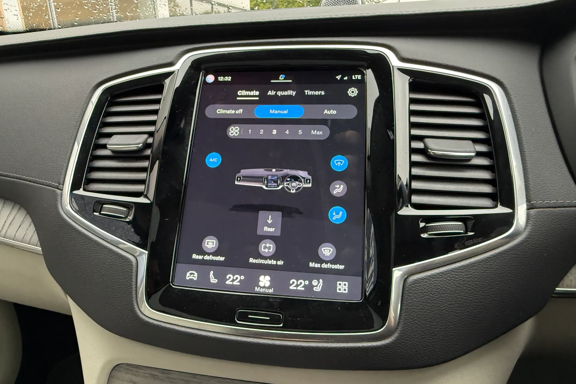 Volvo XC90 thumbnail image number 41