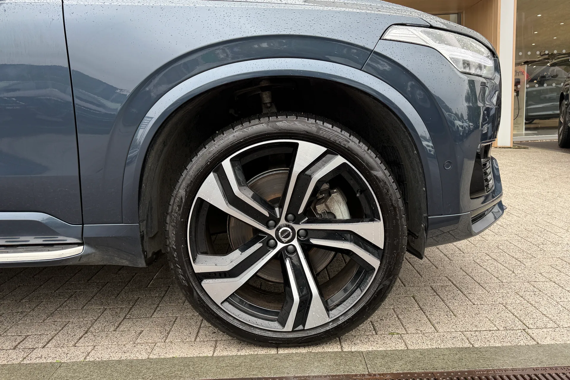 Volvo XC90 thumbnail image number 18