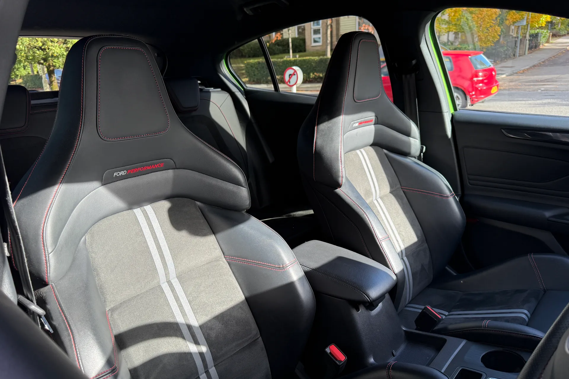 FORD FOCUS thumbnail image number 22