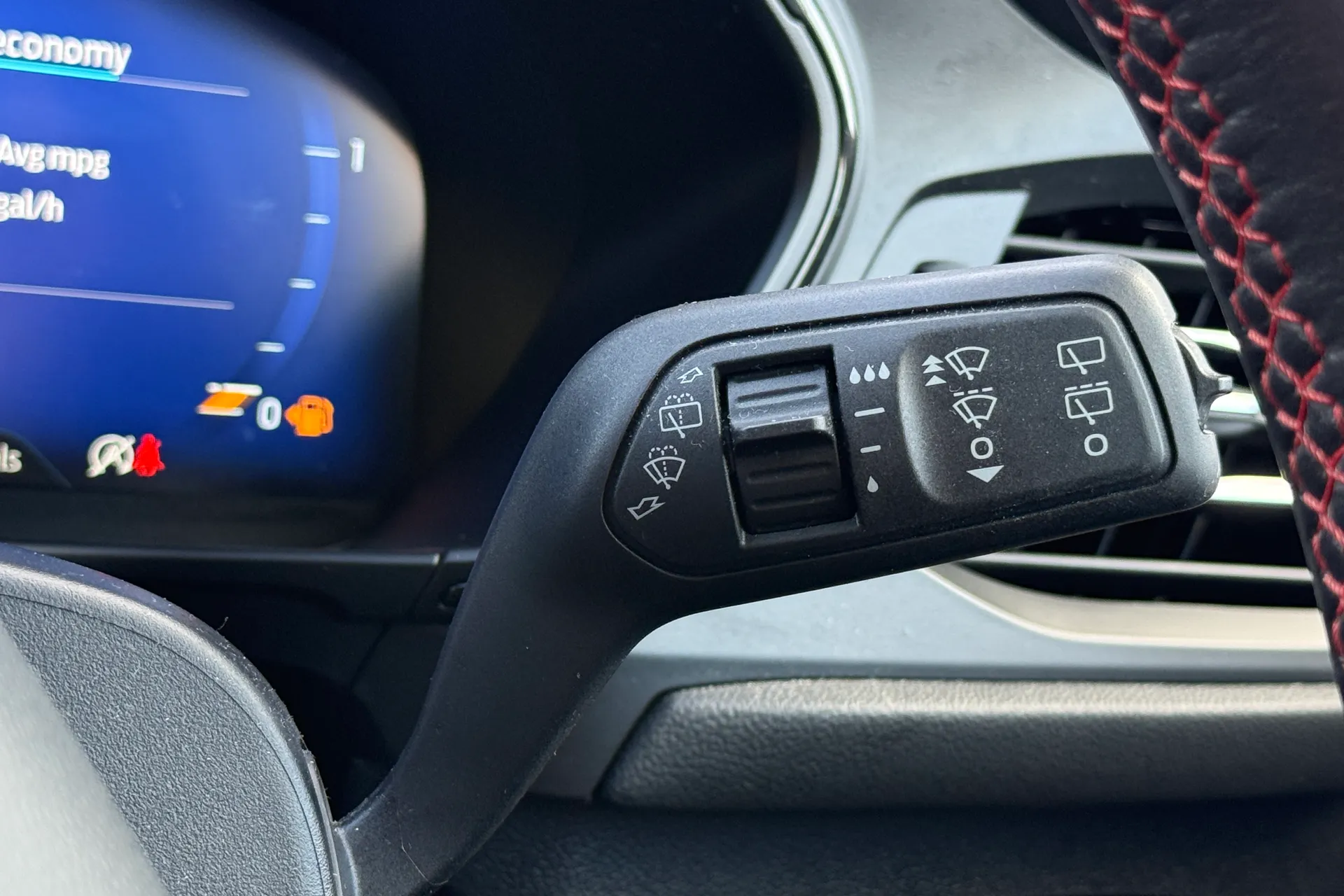 FORD FOCUS thumbnail image number 12