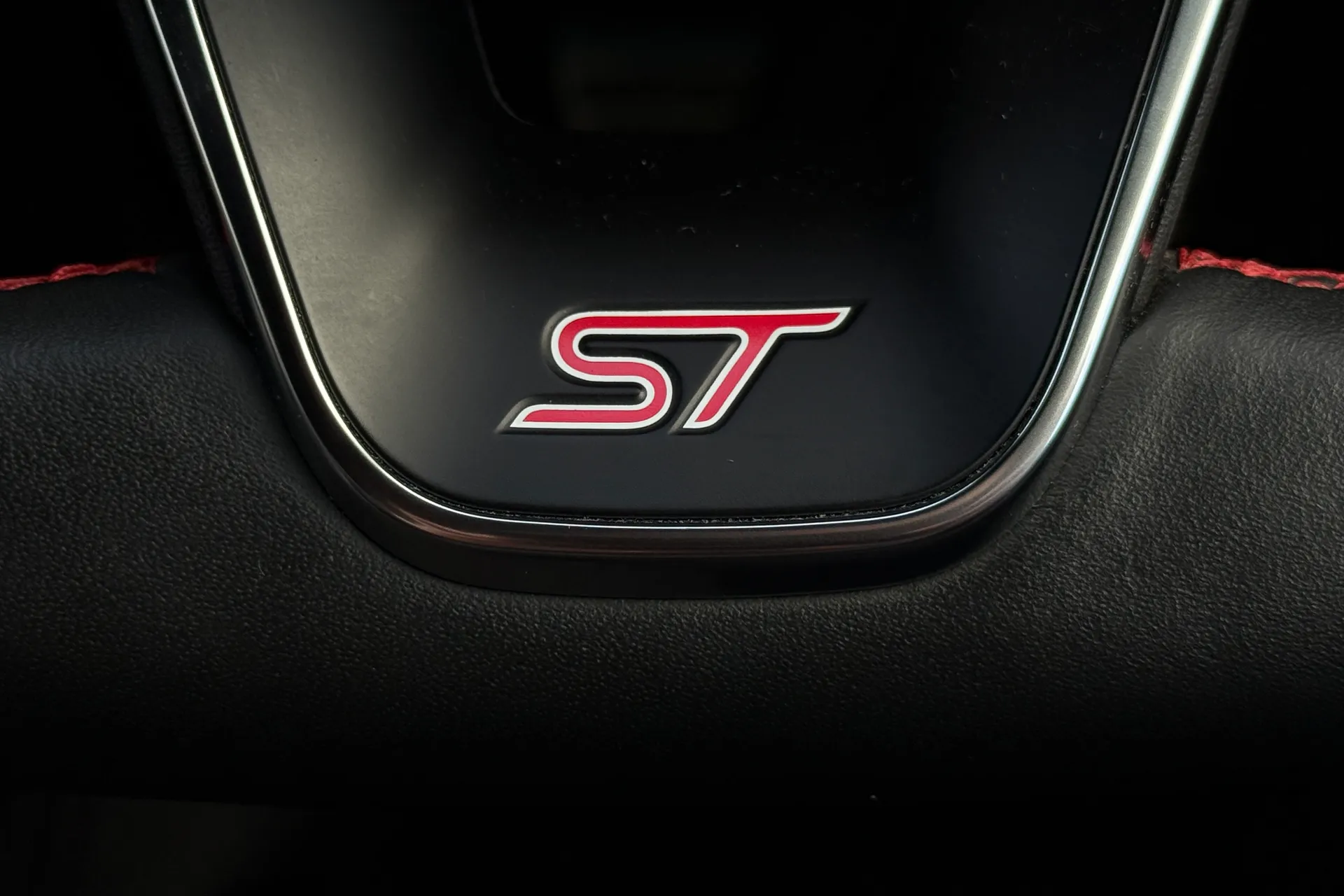 FORD FOCUS thumbnail image number 11