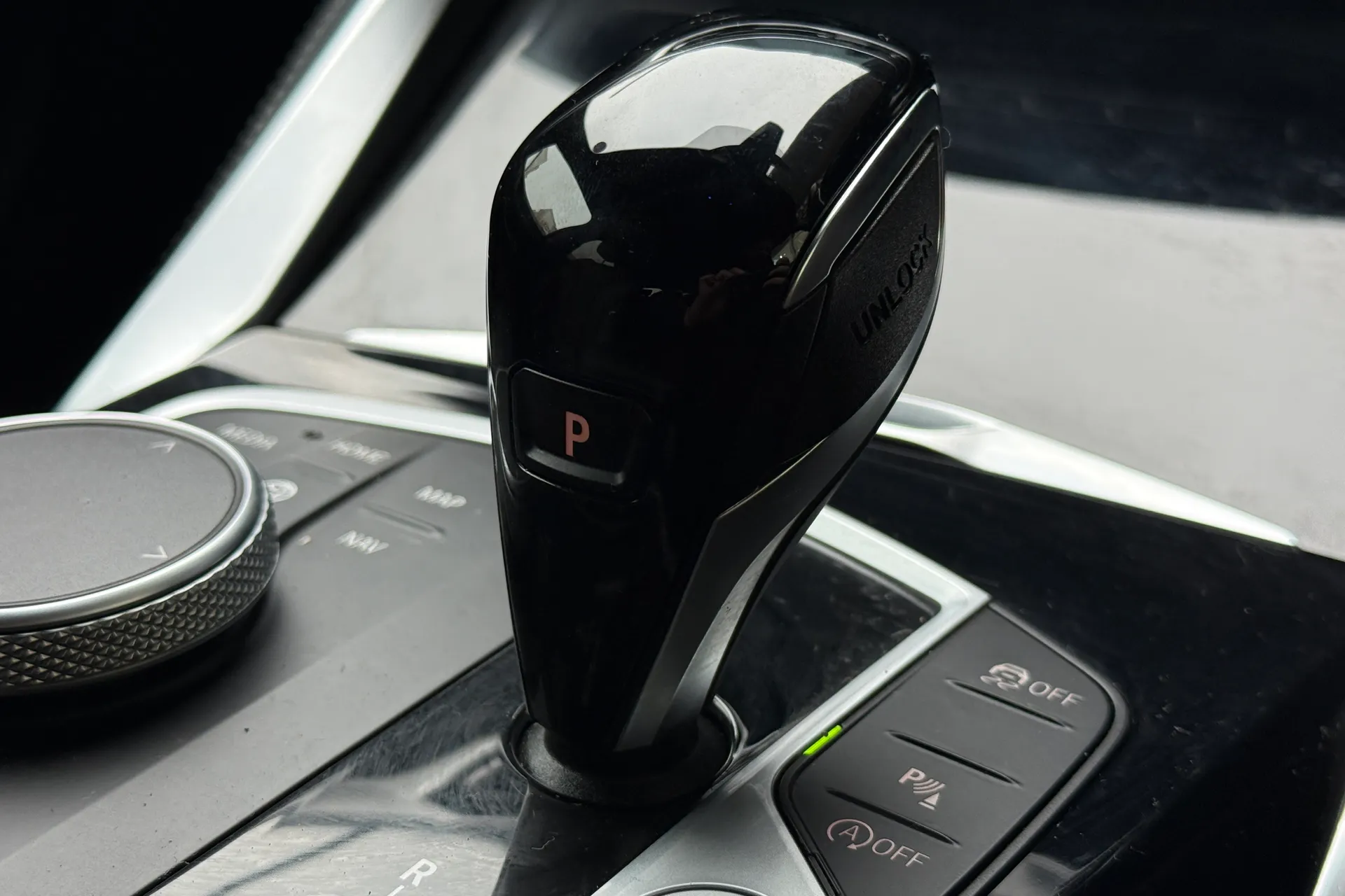 BMW 4 SERIES thumbnail image number 23
