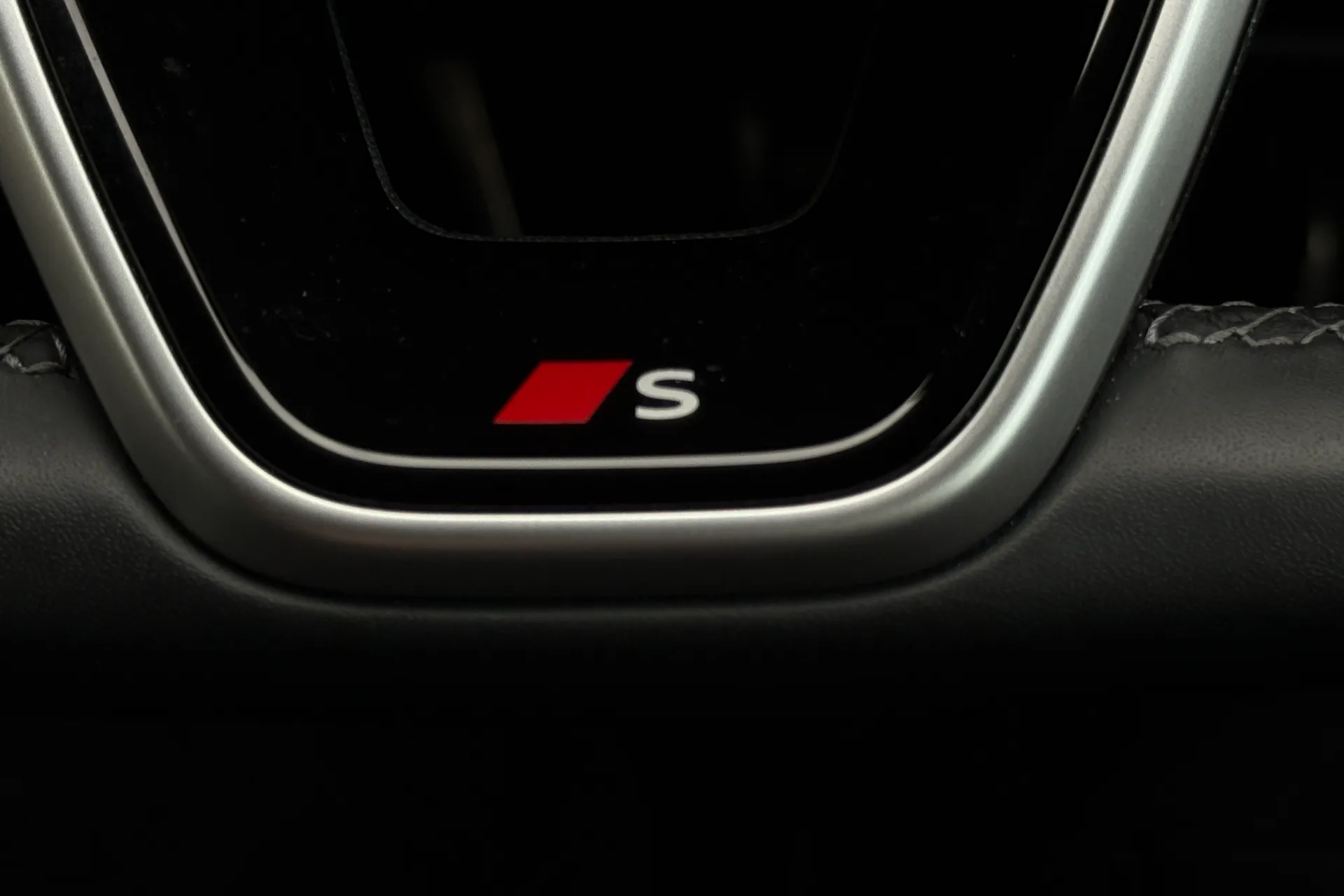 Audi A5 thumbnail image number 11