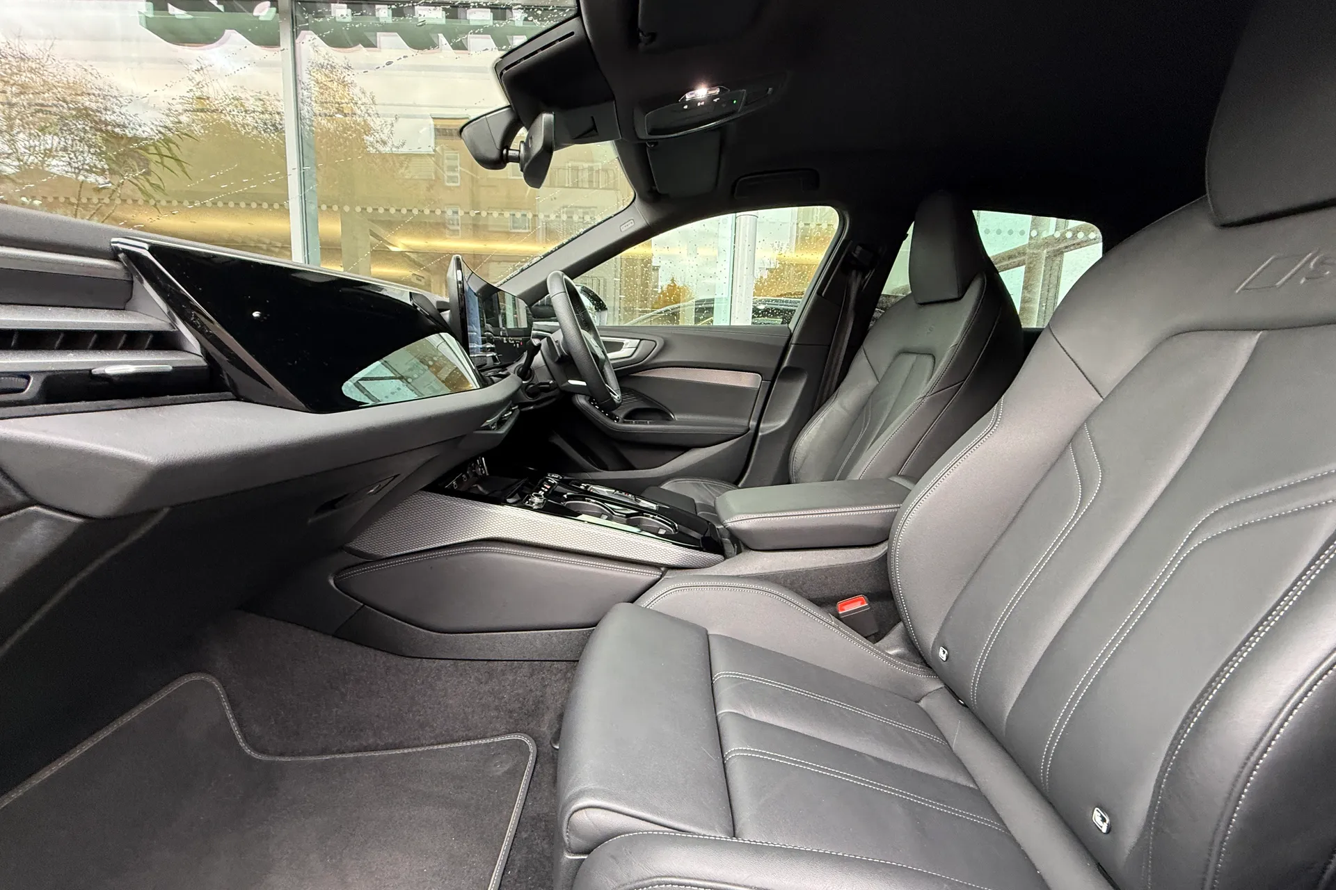Audi A5 thumbnail image number 45