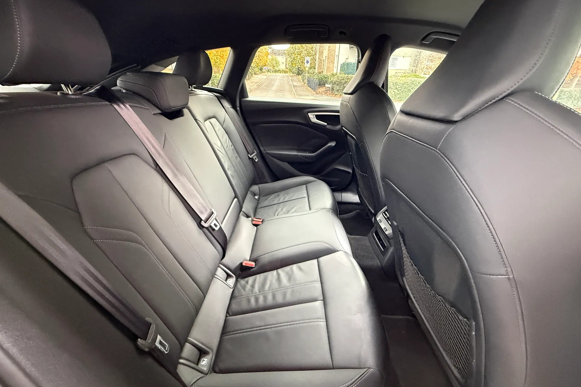 Audi A5 thumbnail image number 31