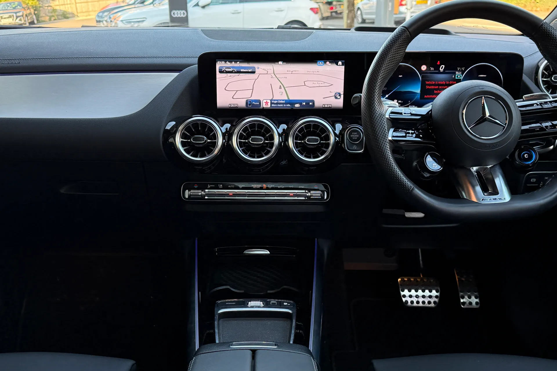 MERCEDES-BENZ GLA thumbnail image number 34