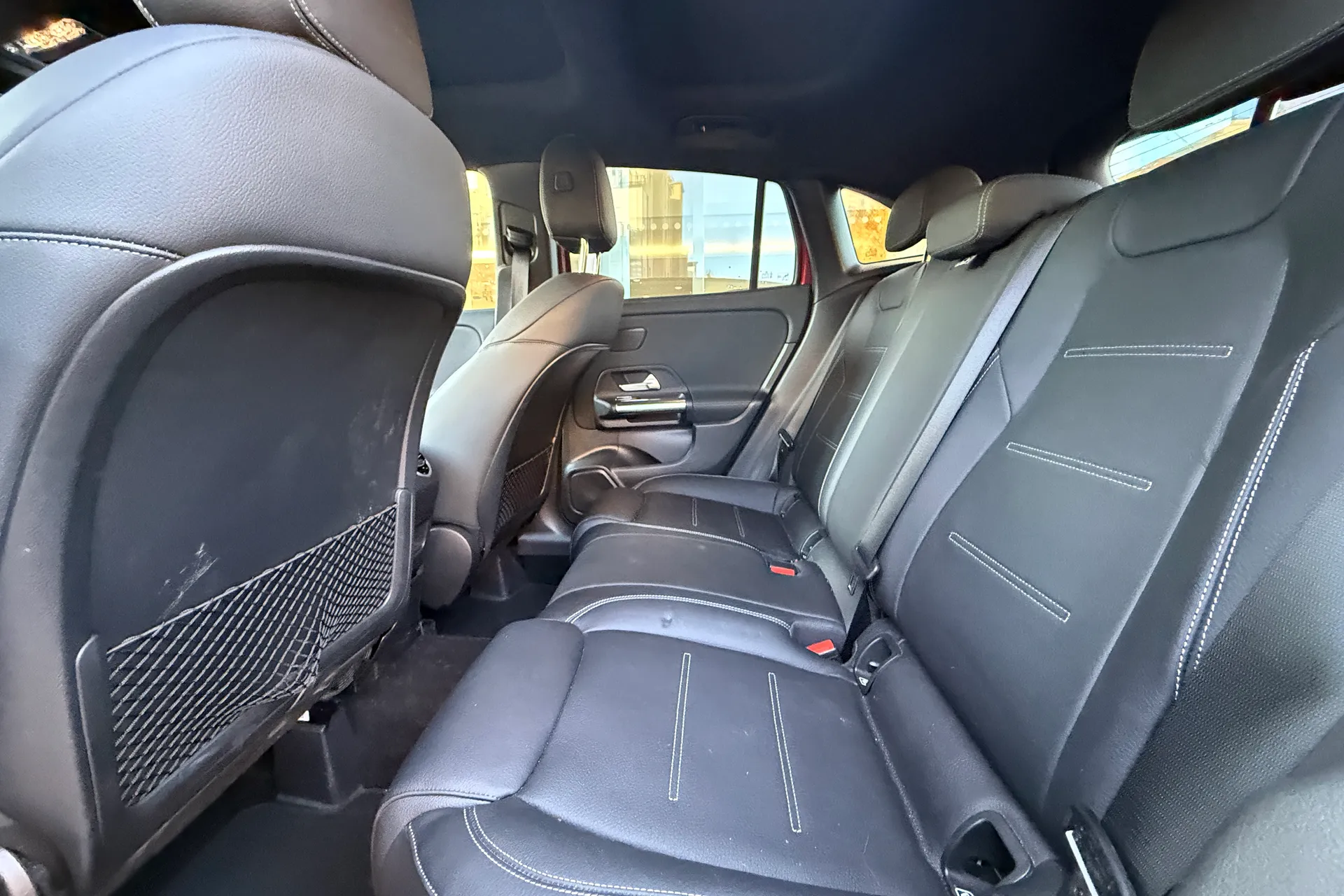 MERCEDES-BENZ GLA thumbnail image number 17