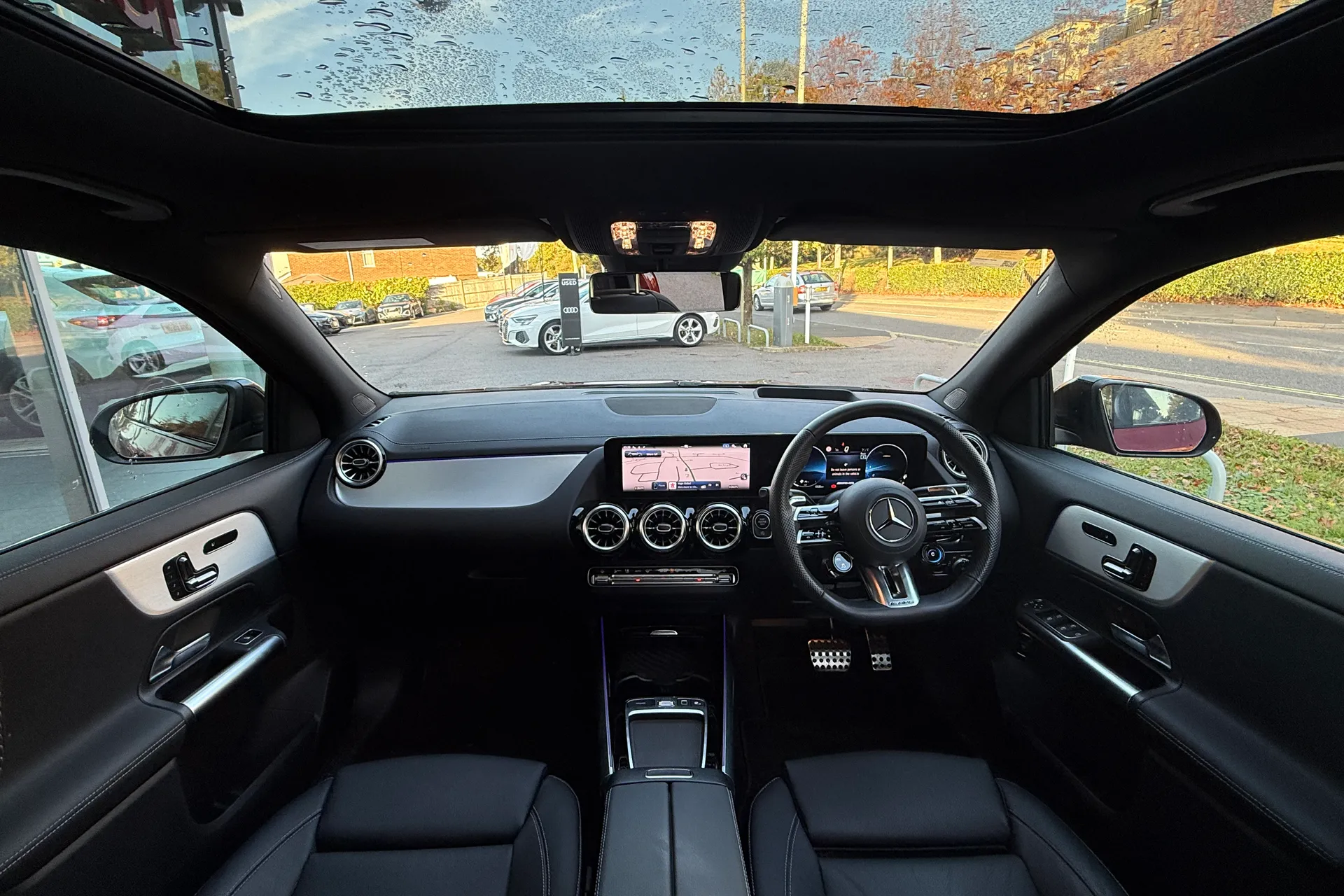 MERCEDES-BENZ GLA thumbnail image number 3
