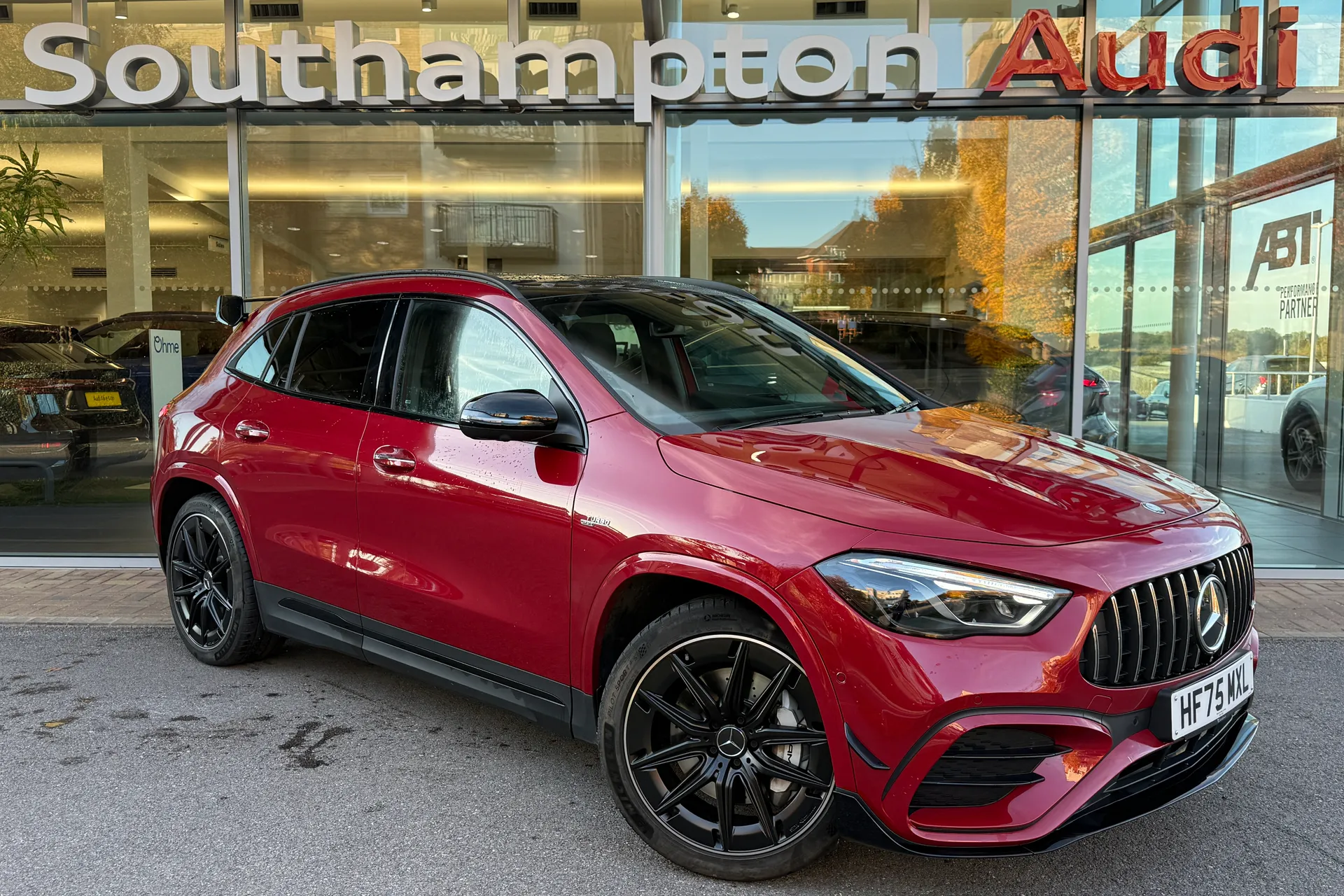 MERCEDES-BENZ GLA thumbnail image number 39