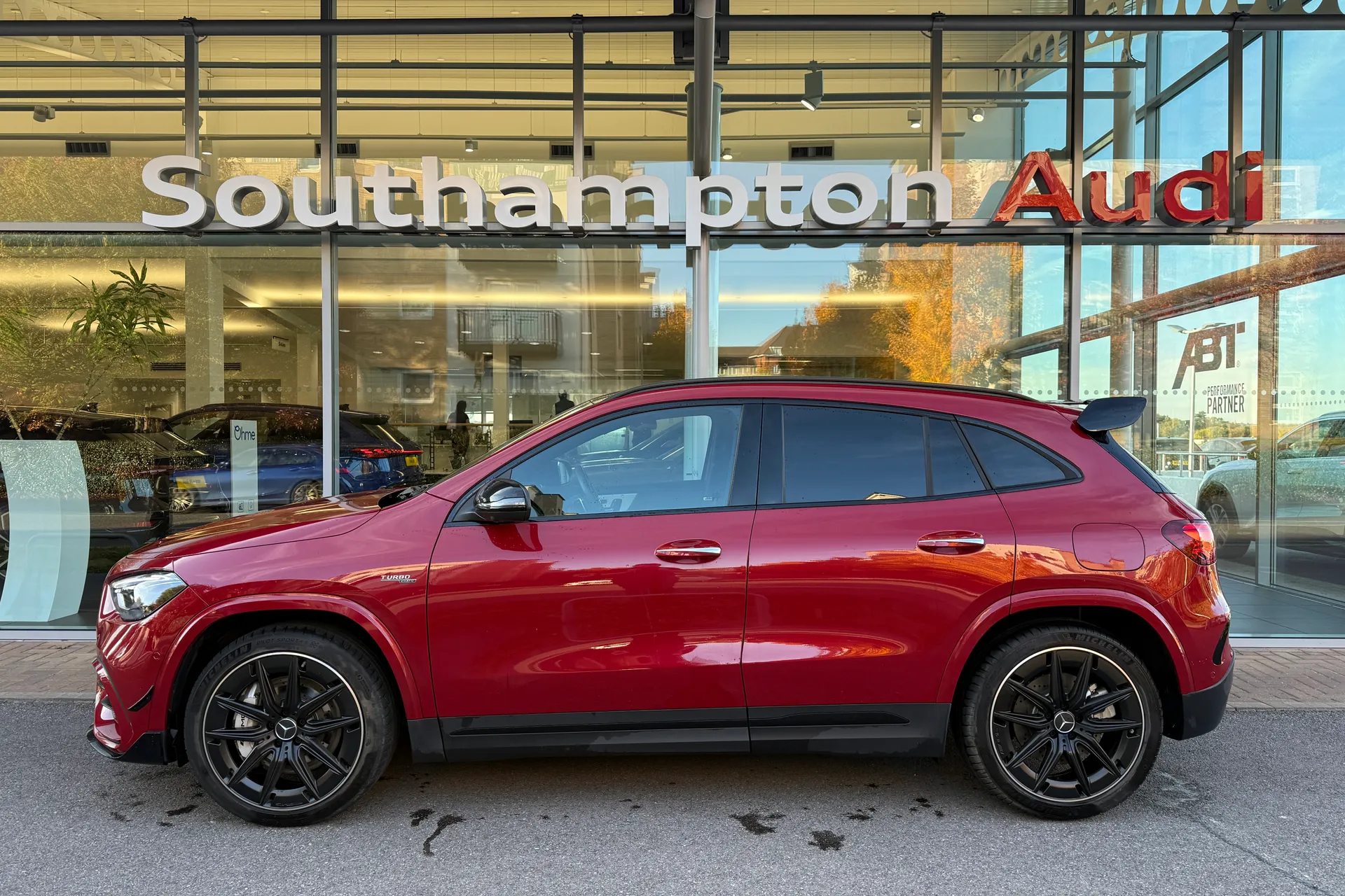 MERCEDES-BENZ GLA thumbnail image number 15