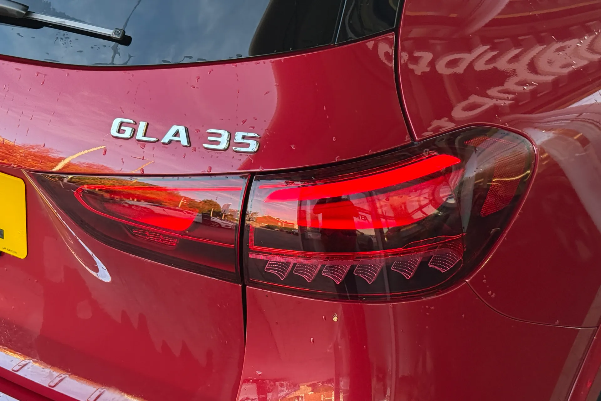 MERCEDES-BENZ GLA thumbnail image number 9