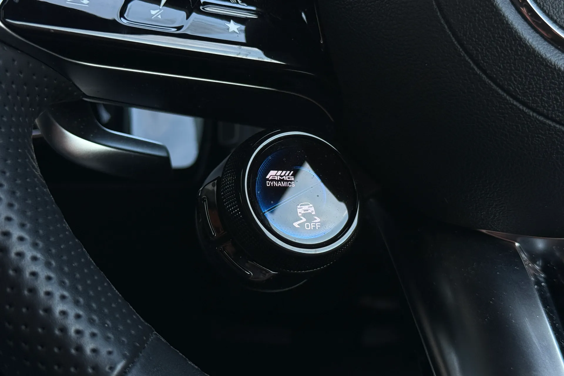 MERCEDES-BENZ GLA thumbnail image number 40