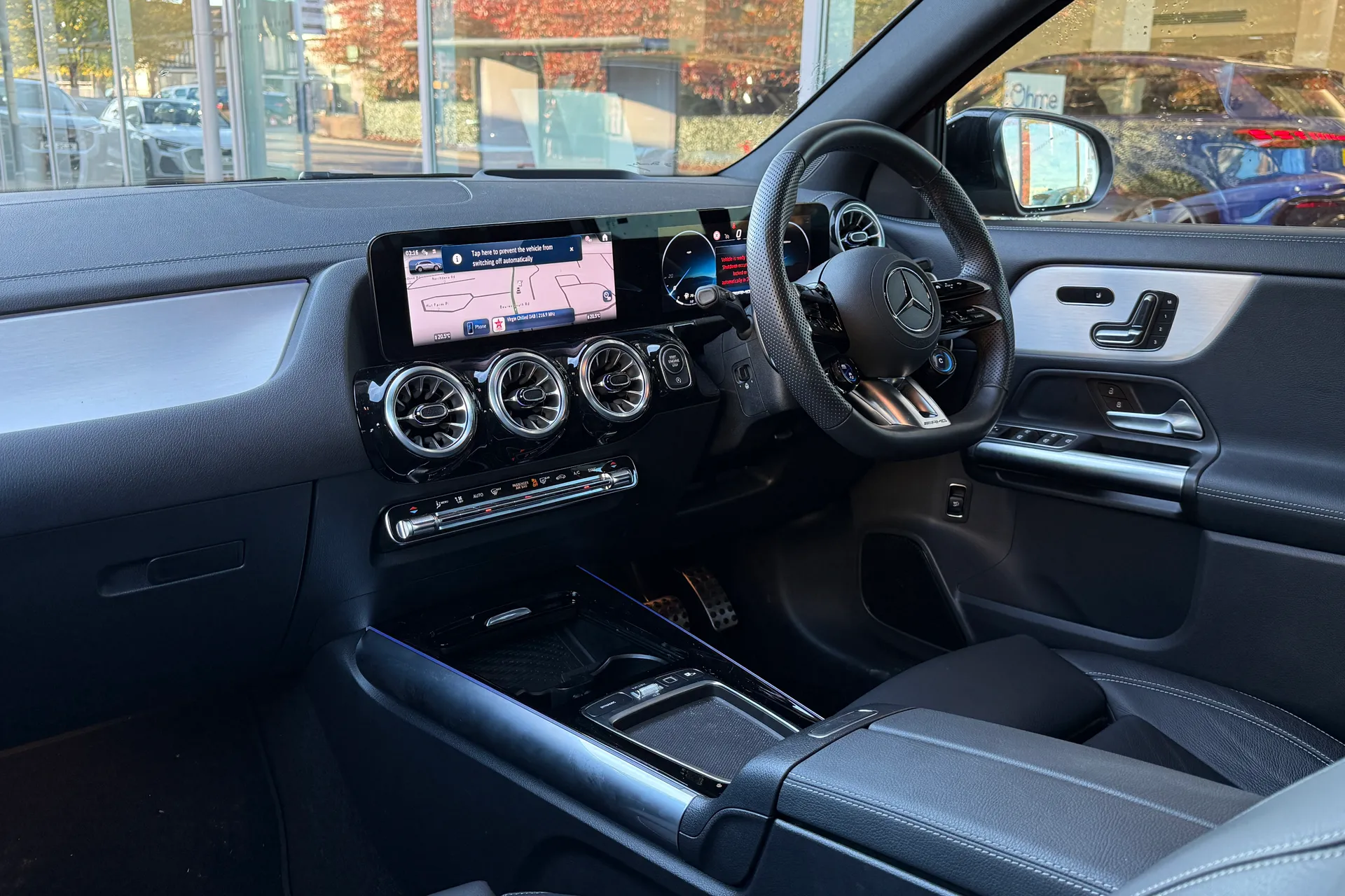 MERCEDES-BENZ GLA thumbnail image number 18
