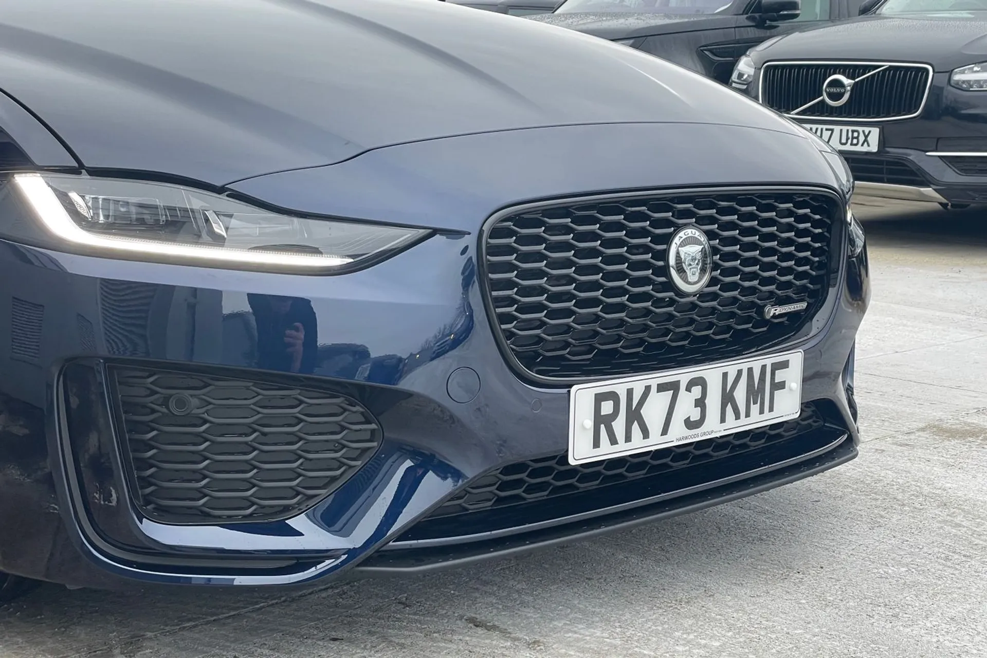 Jaguar XE thumbnail image number 61